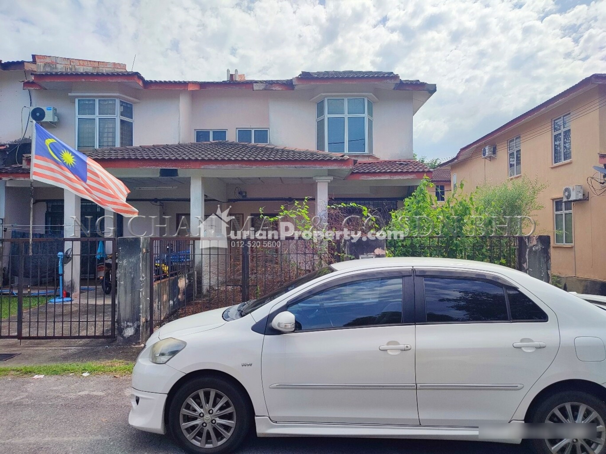 Terrace House For Auction at Taman Dahlia