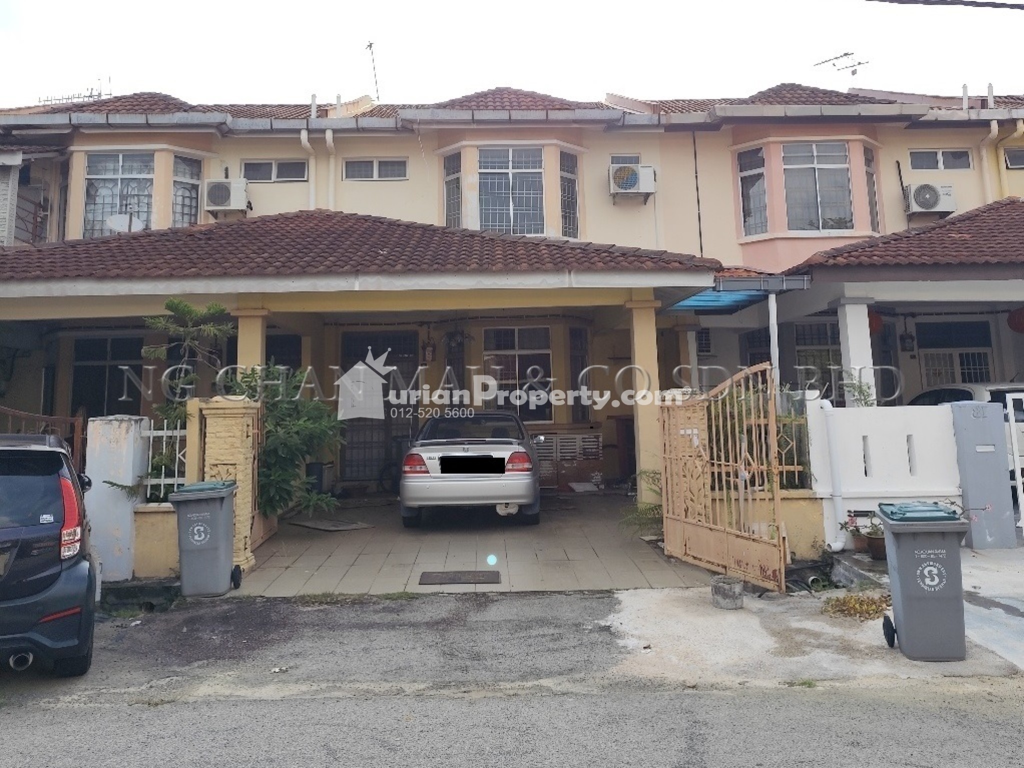 Terrace House For Auction at Taman Merak Mas