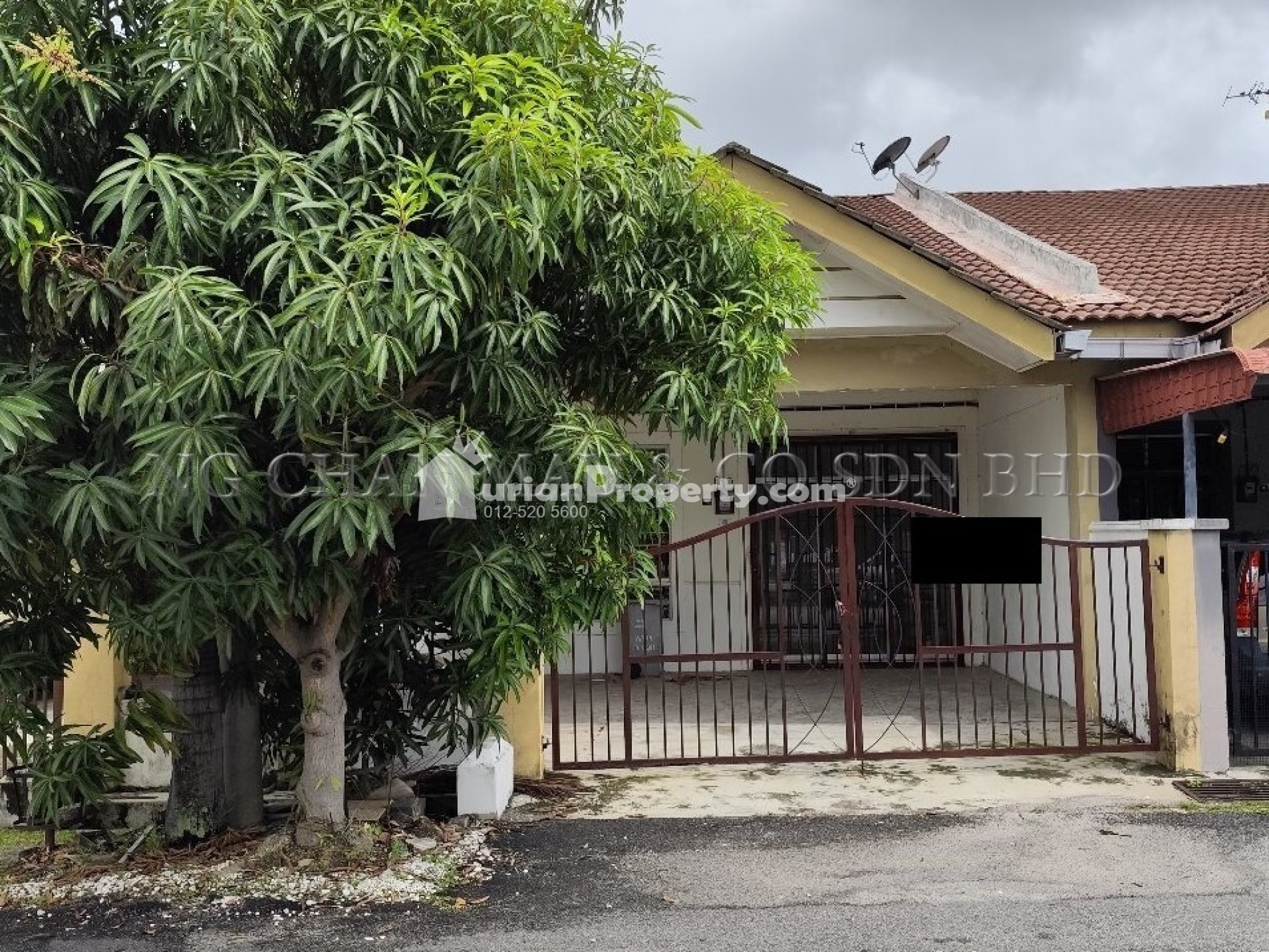 Terrace House For Auction at Taman Gadong Bahagia