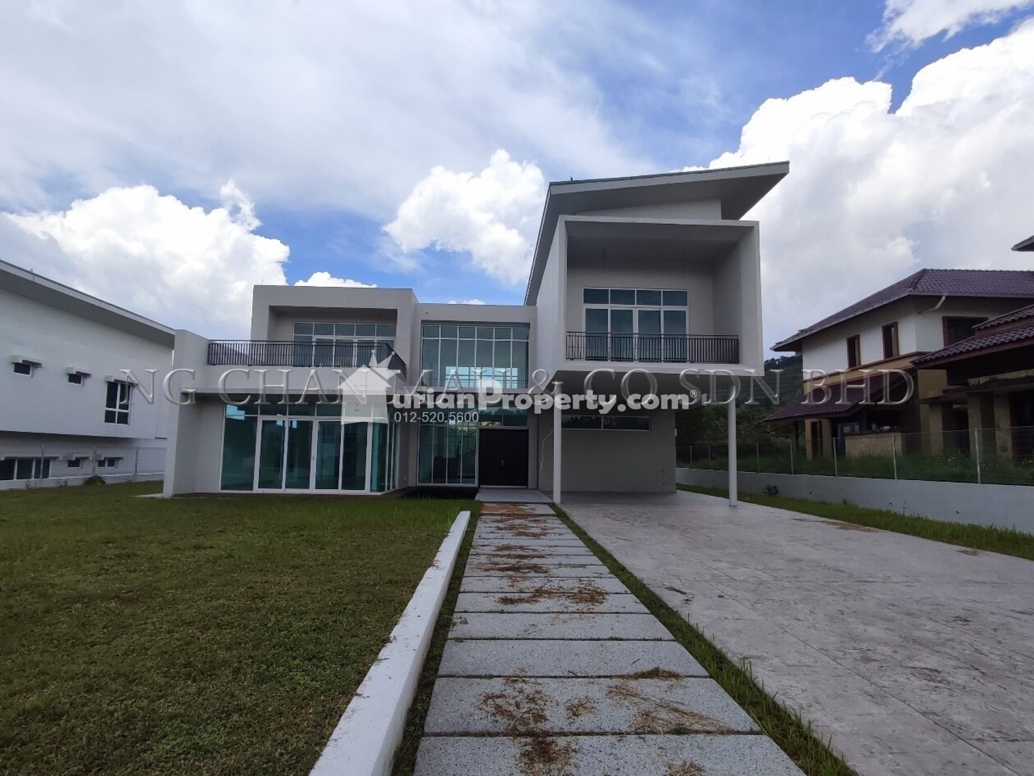 Bungalow House For Auction at Bukit Bayu