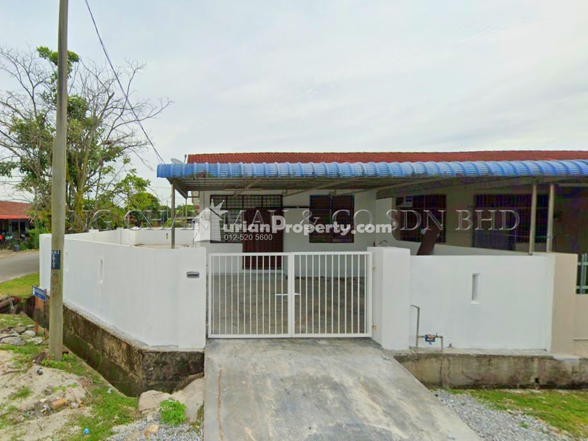 Terrace House For Auction at Taman Kelisa Ria