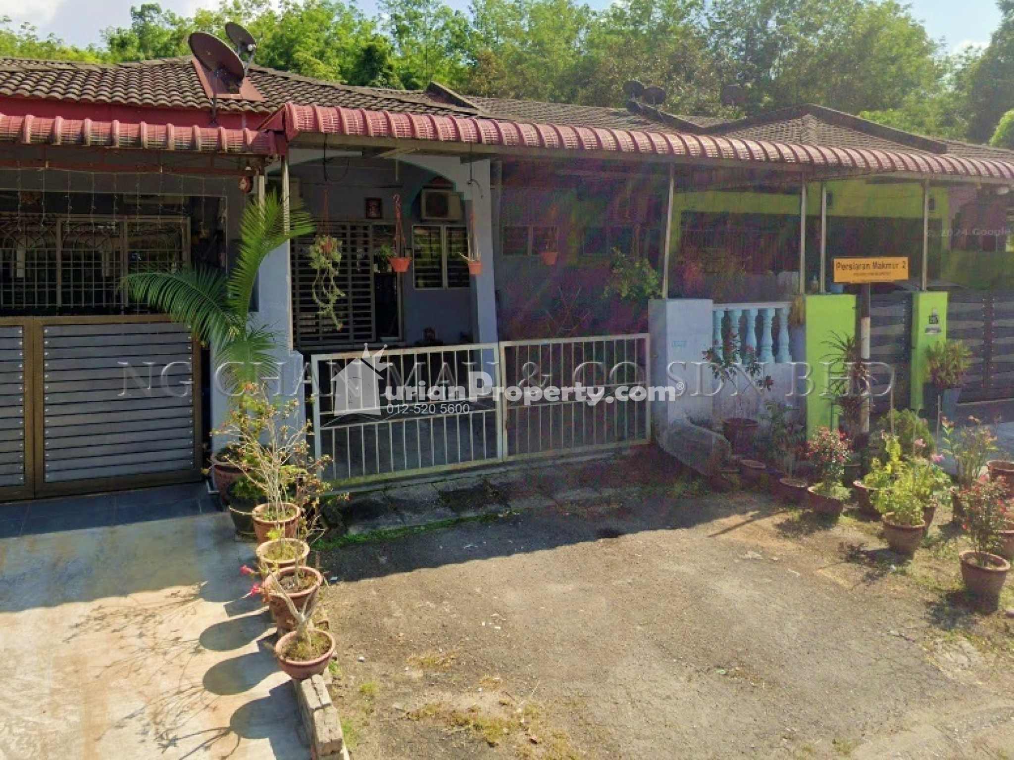 Terrace House For Auction at Taman Makmur