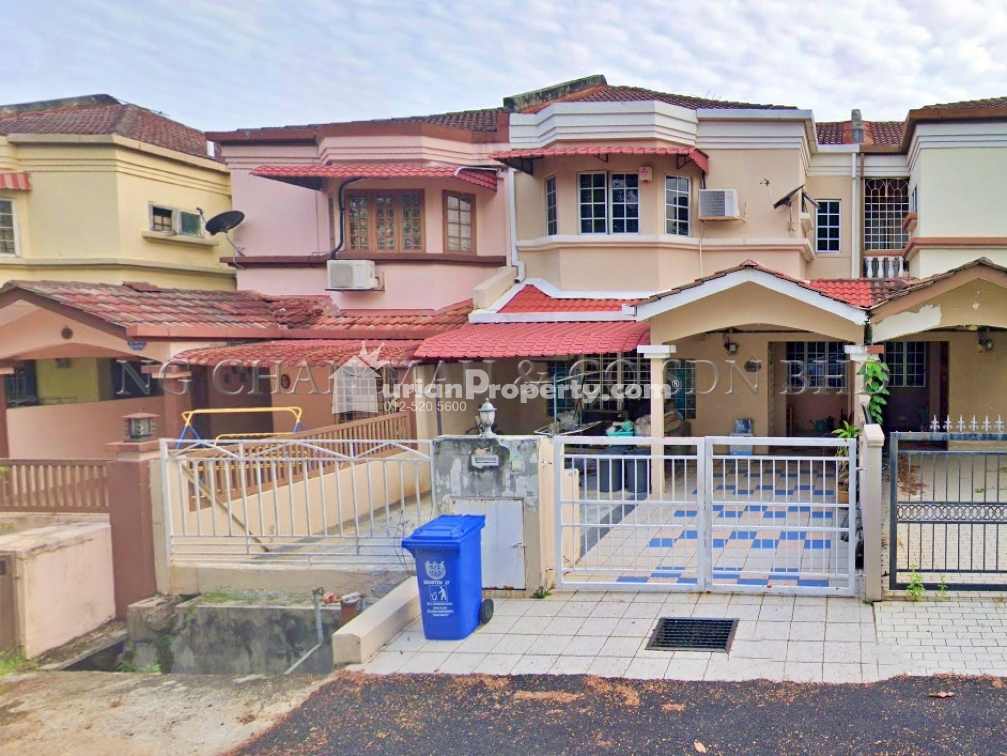 Terrace House For Auction at Taman Bunga Negara