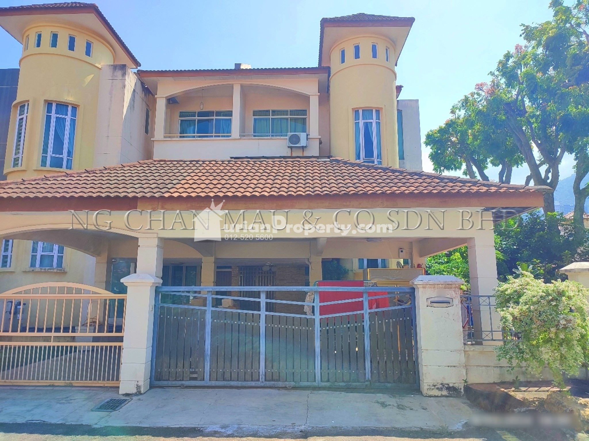 Terrace House For Auction at Tanjung Bungah