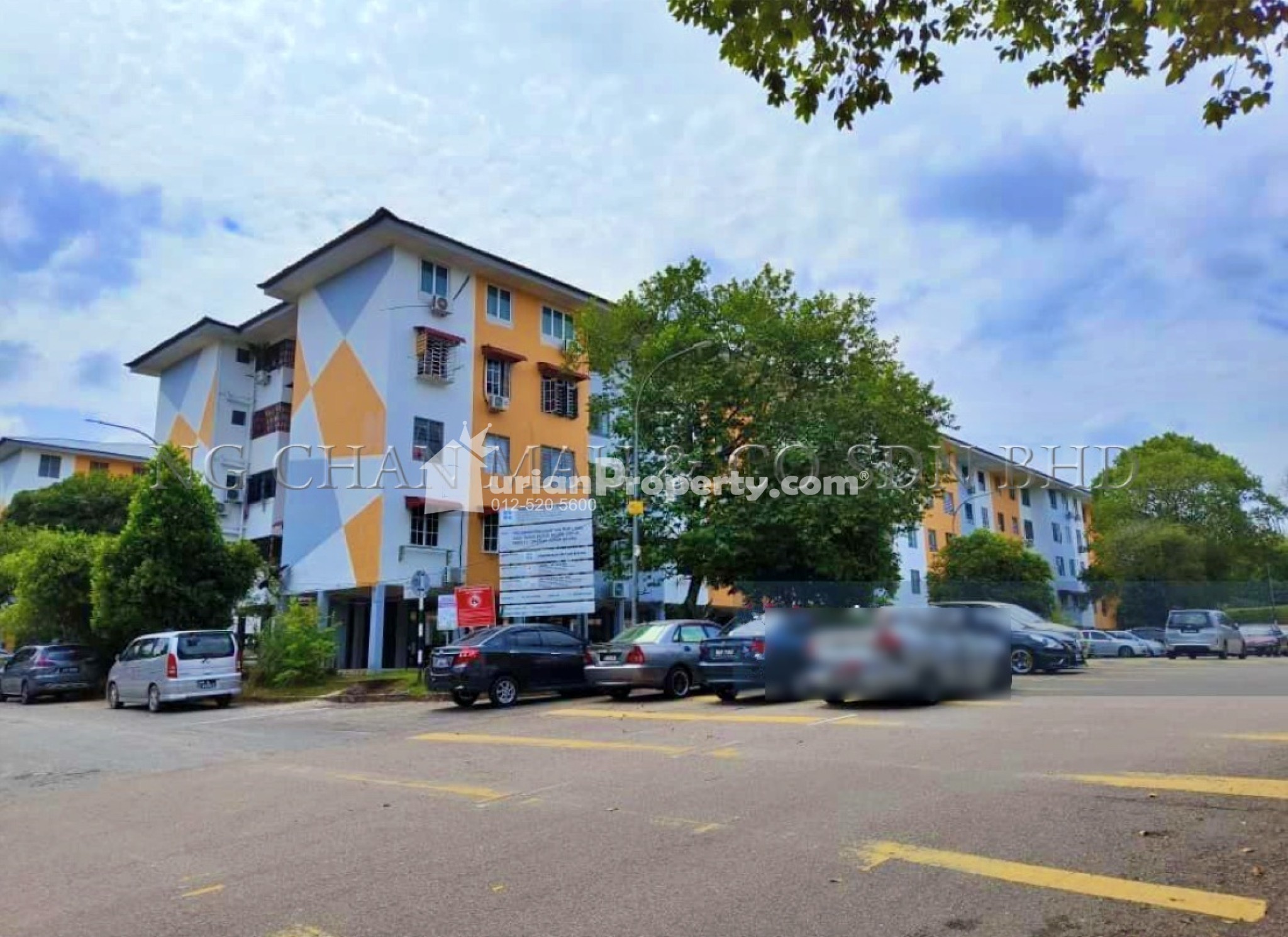 Flat For Auction at Flat Sri Lanang