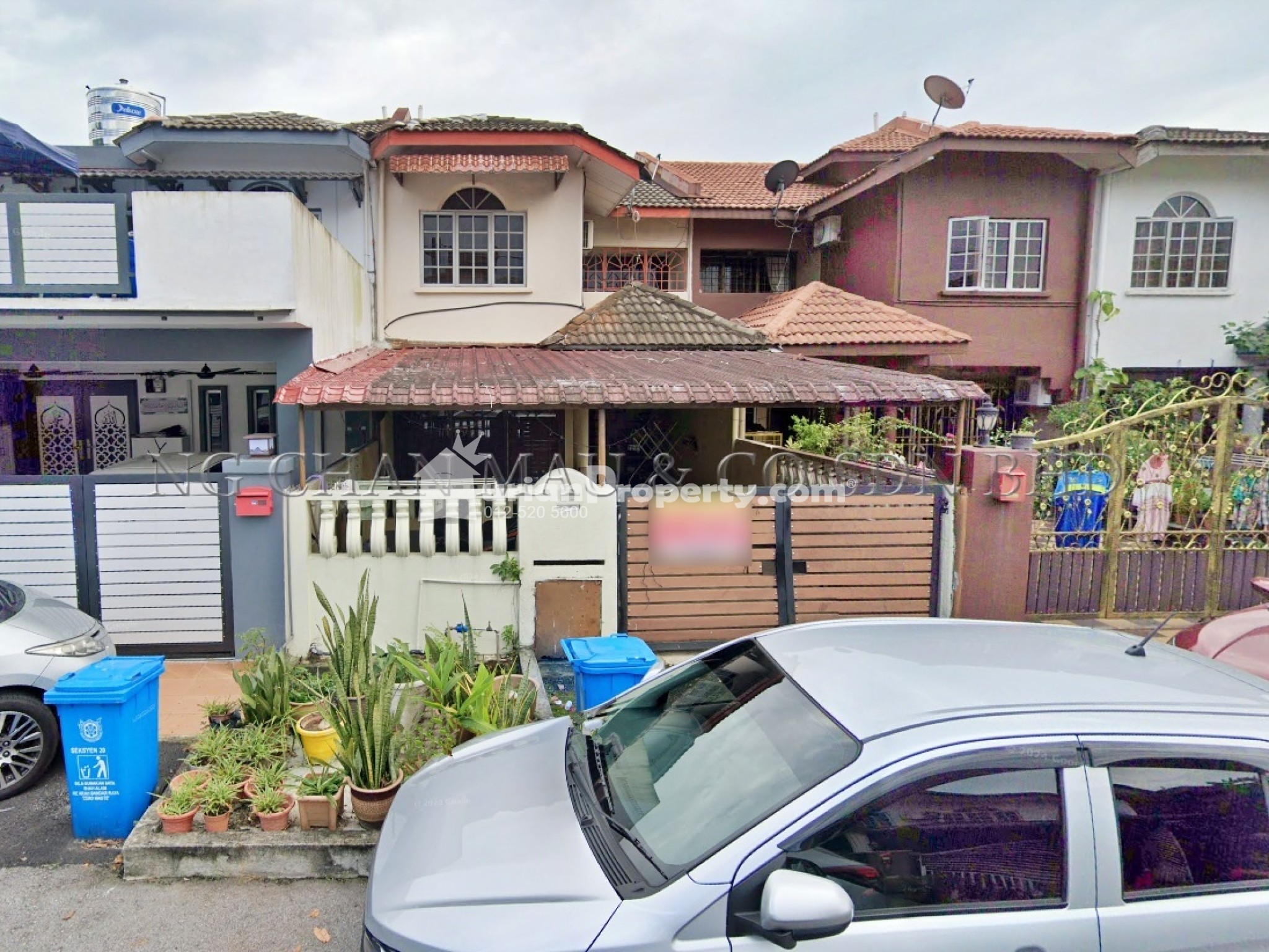 Terrace House For Auction at Section 20