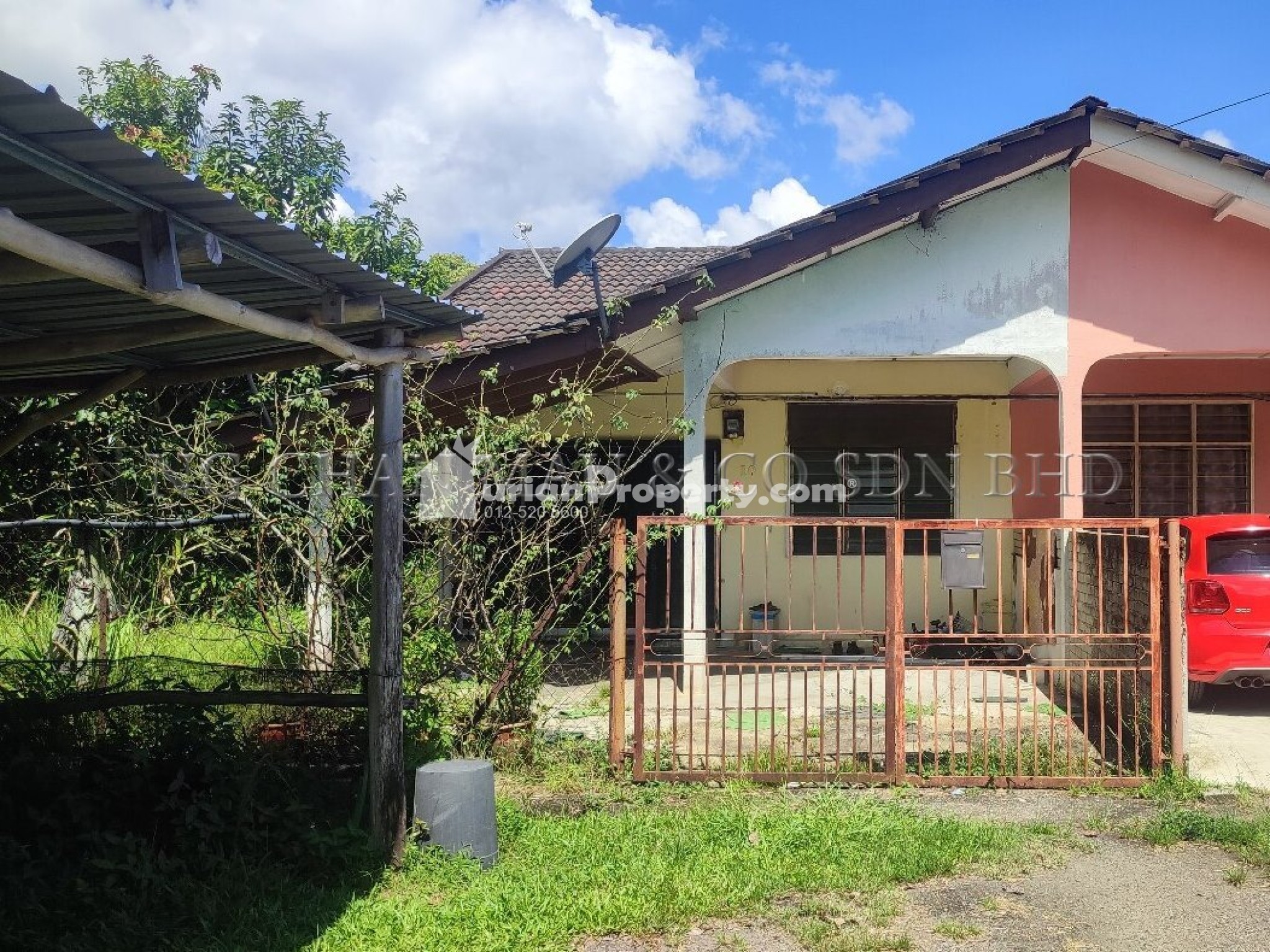 Terrace House For Auction at Dungun