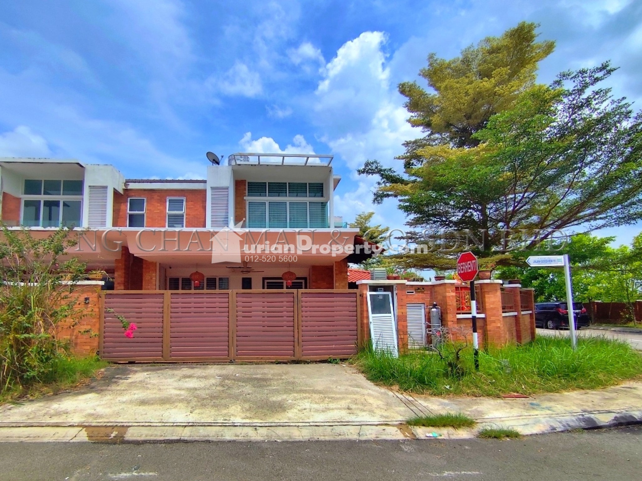 Terrace House For Auction at Goodview Heights