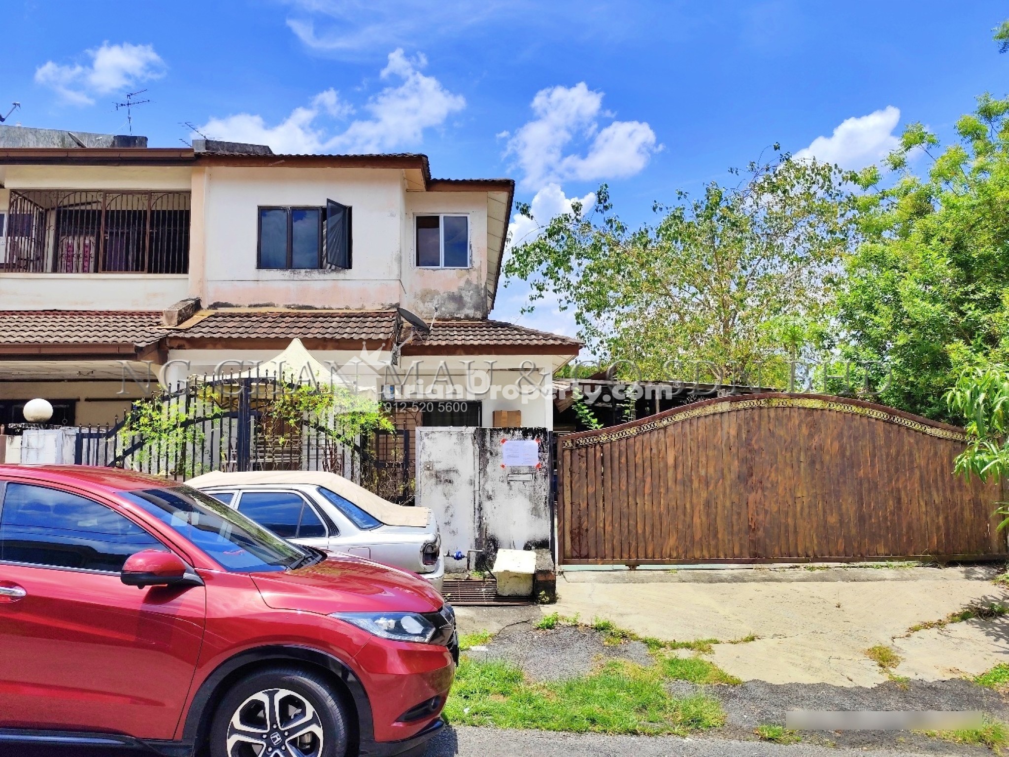 Terrace House For Auction at Taman Universiti Indah