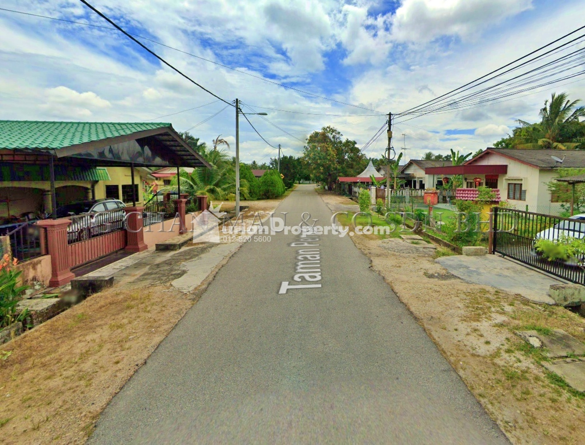 Bungalow House For Auction at Batu Pahat