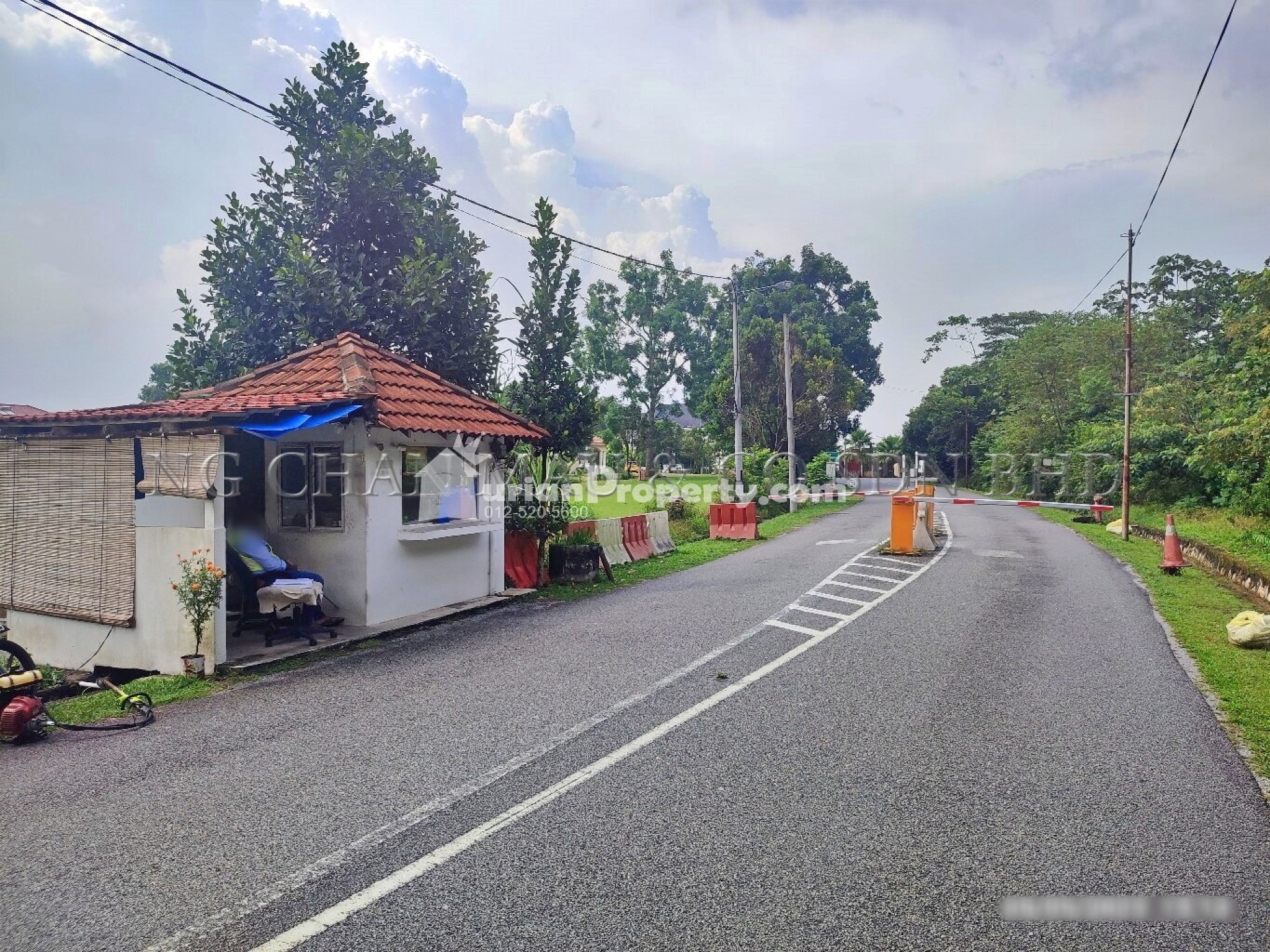 Bungalow House For Auction at Bangi Golf Resort