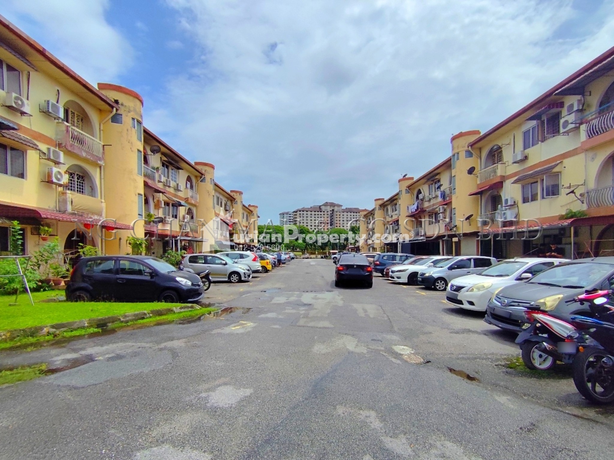 Terrace House For Auction at Ampang Mewah