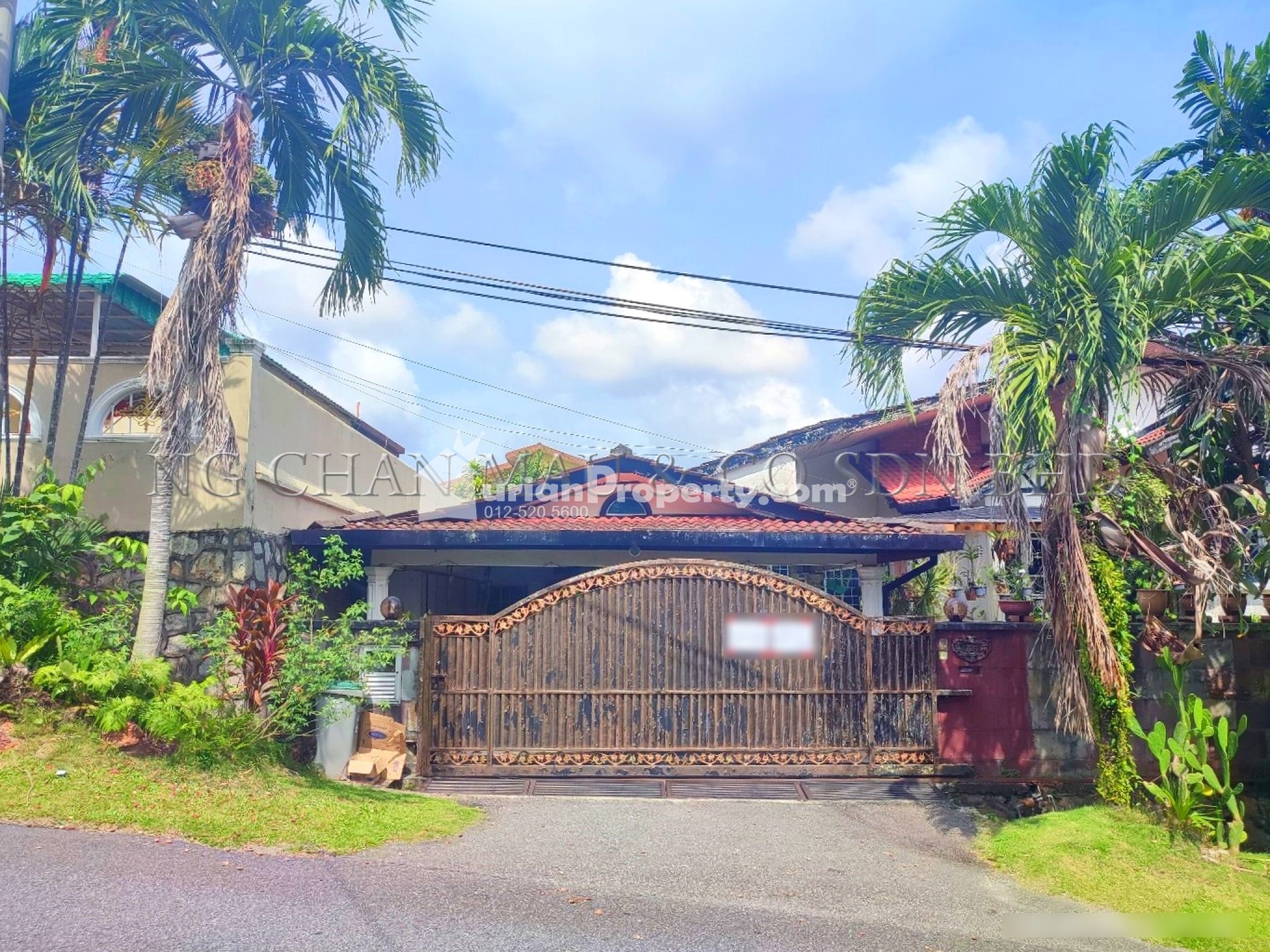 Bungalow House For Auction at Taman Sri Putih