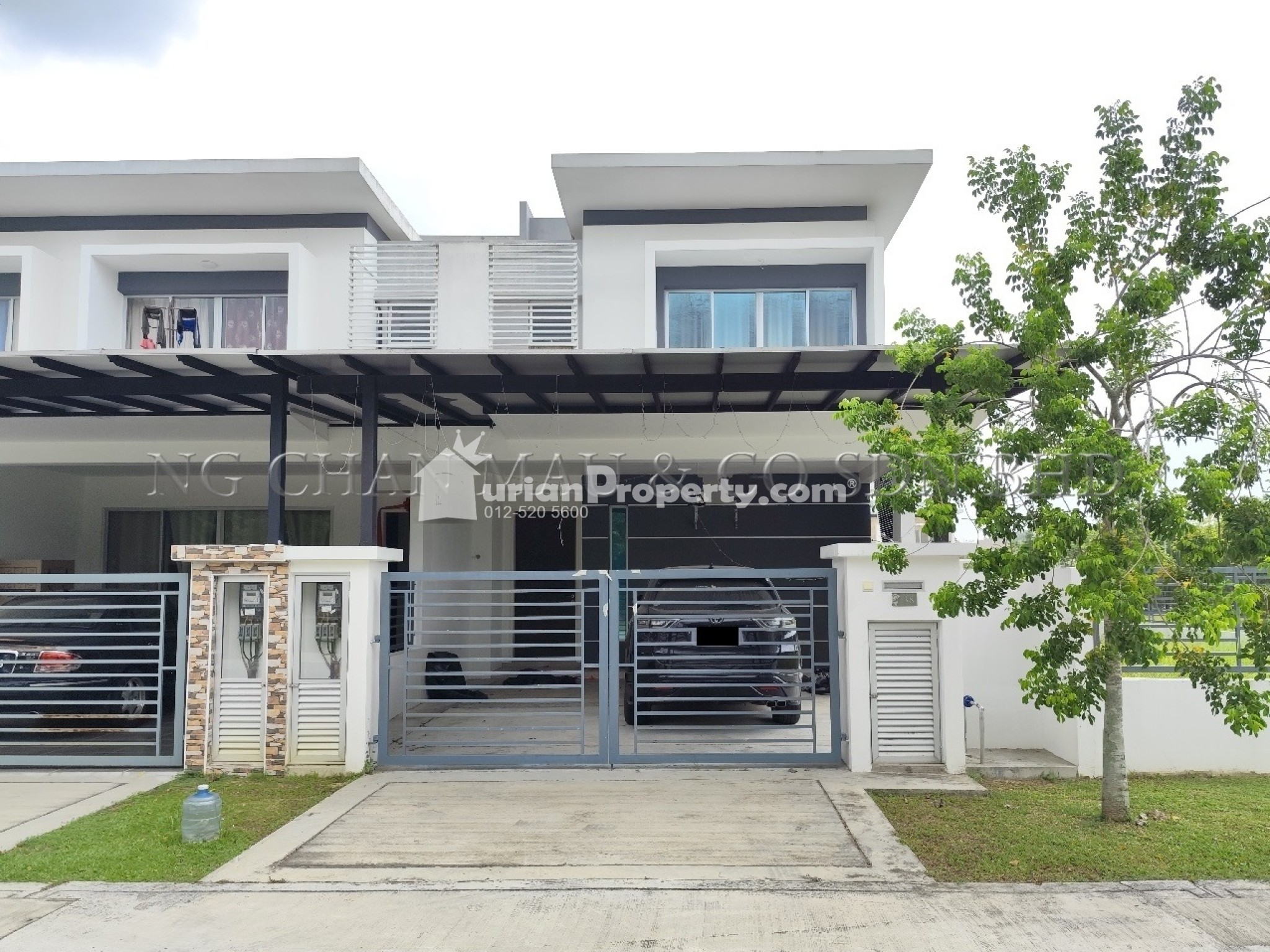 Terrace House For Auction at Kundang Estate