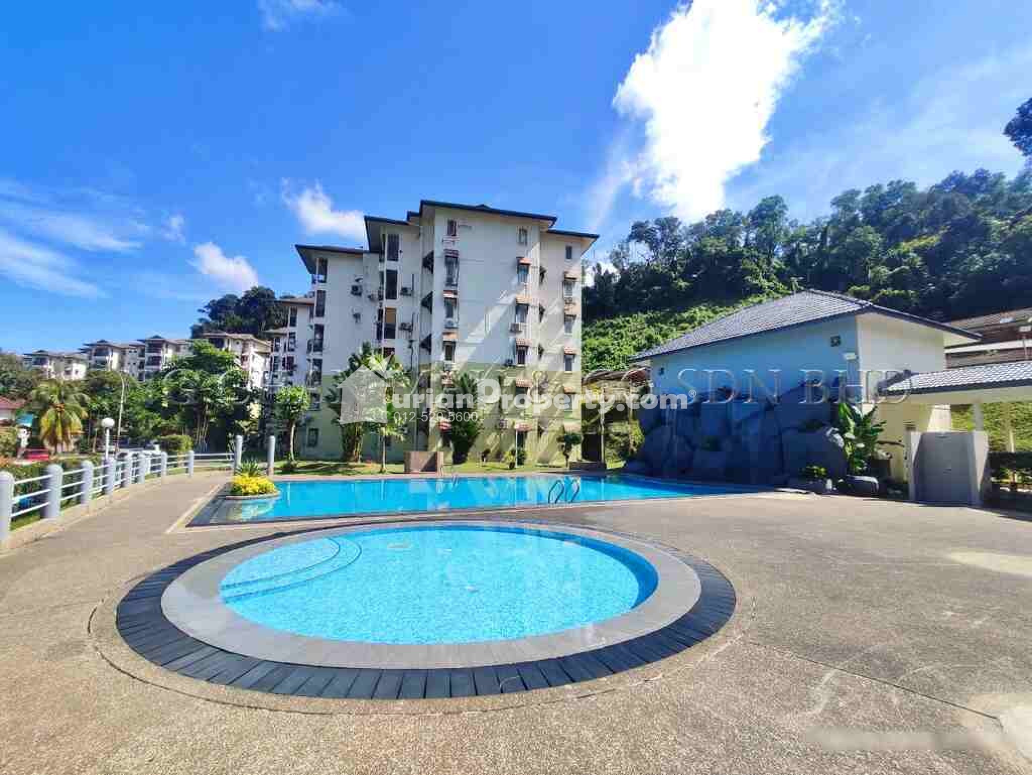 Apartment For Auction at Mutiara Condominium