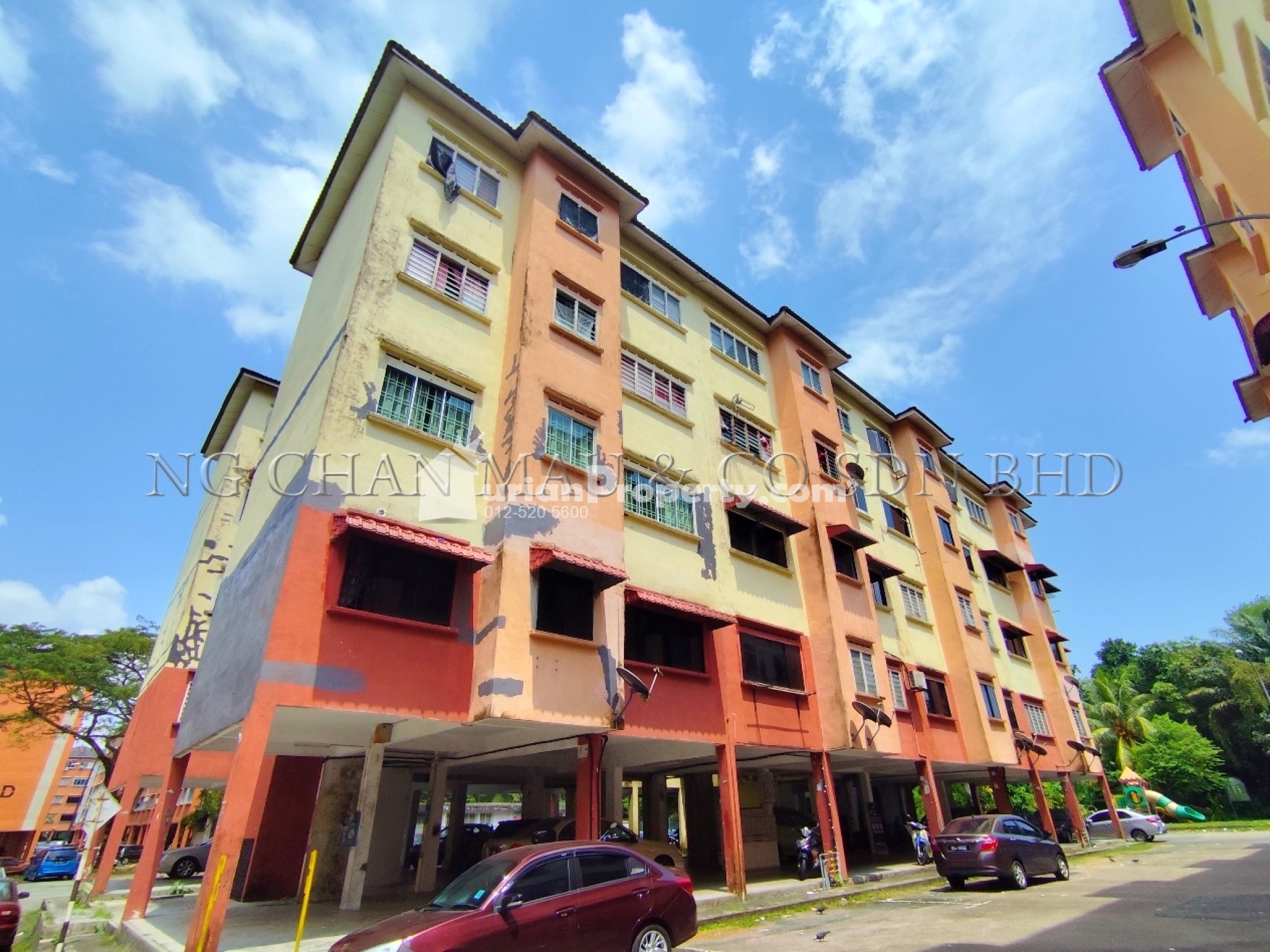 Flat For Auction at Taman Pulai Utama