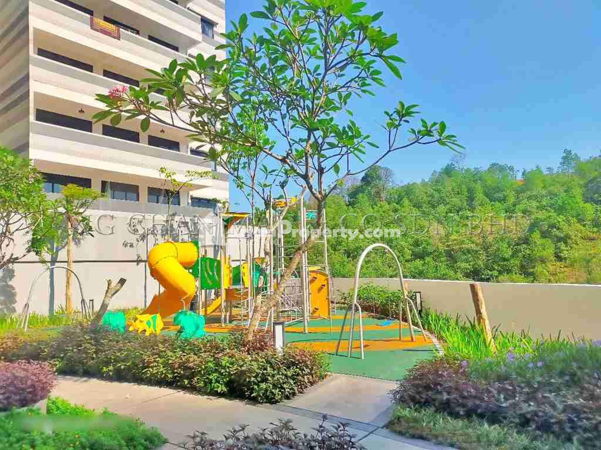 Apartment For Auction at Meridin Suites Residences