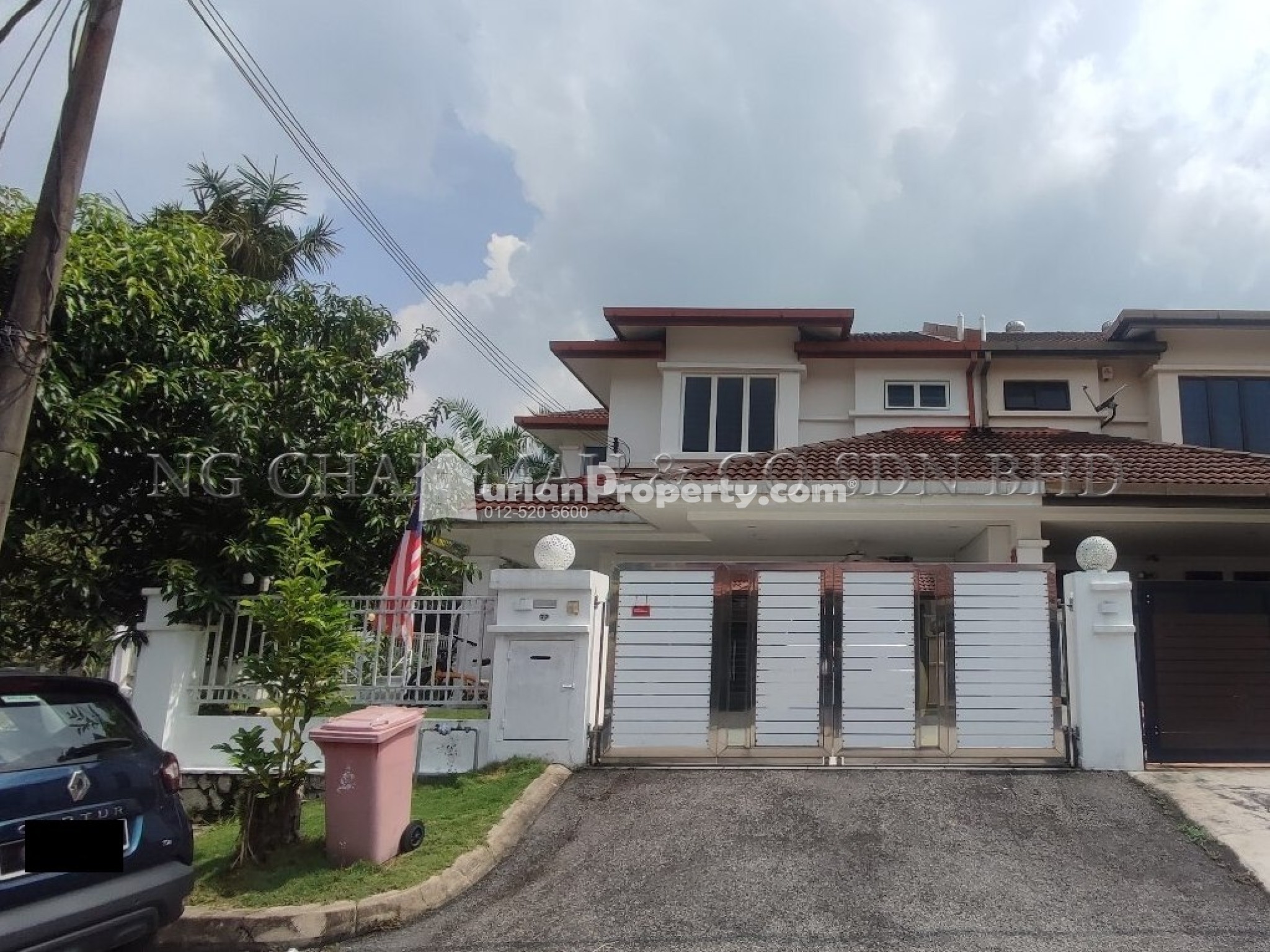 Terrace House For Auction at Section 11