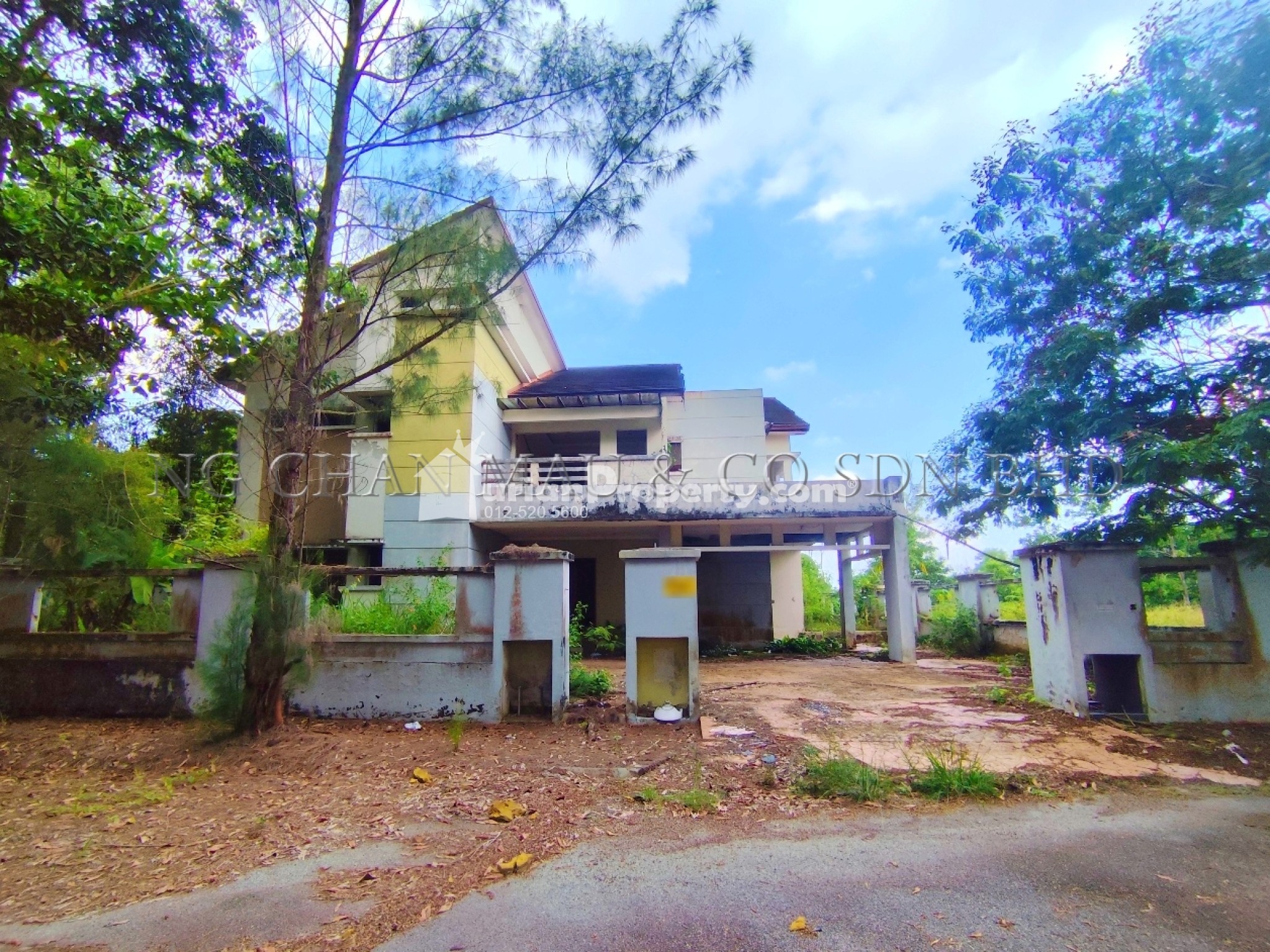 Bungalow House For Auction at Bandar Bukit Mahkota