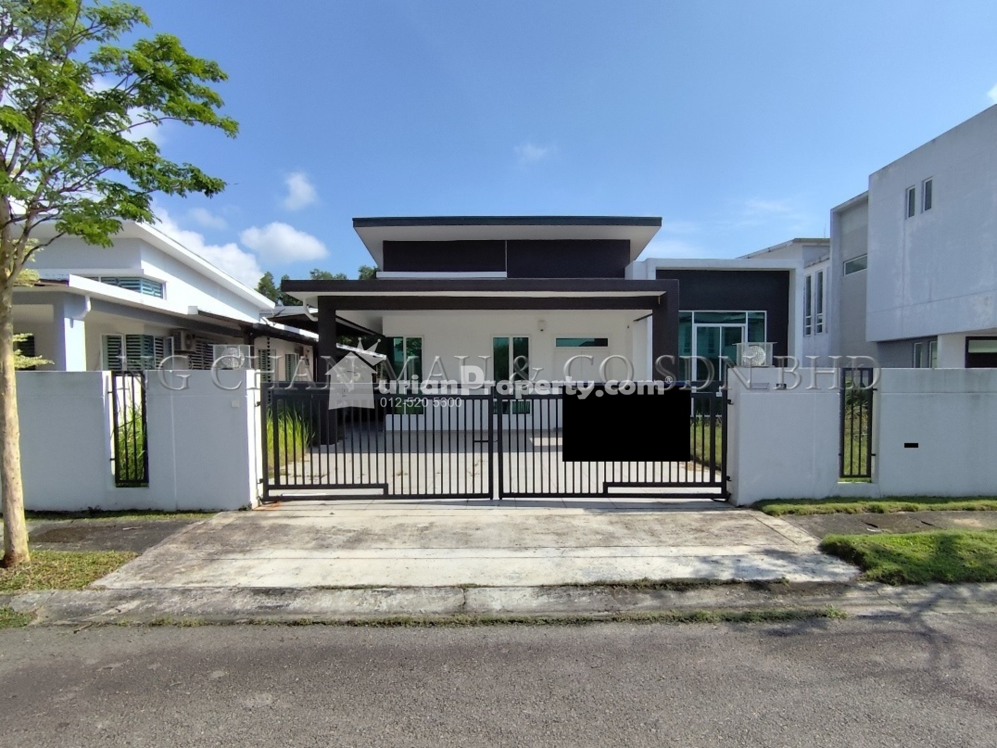 Bungalow House For Auction at Taman Seri Impian