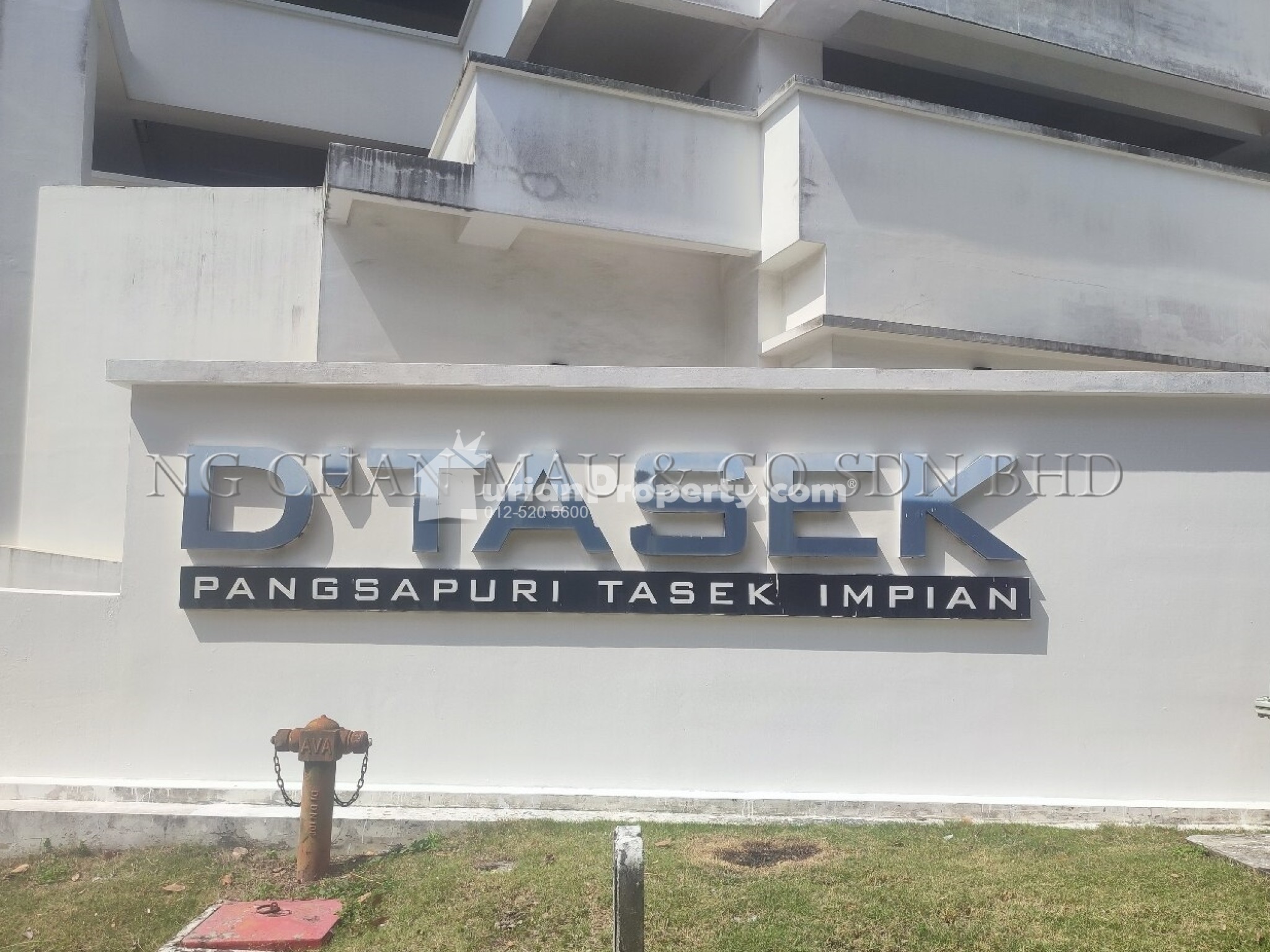 Serviced Residence For Auction at D'Tasek Residences