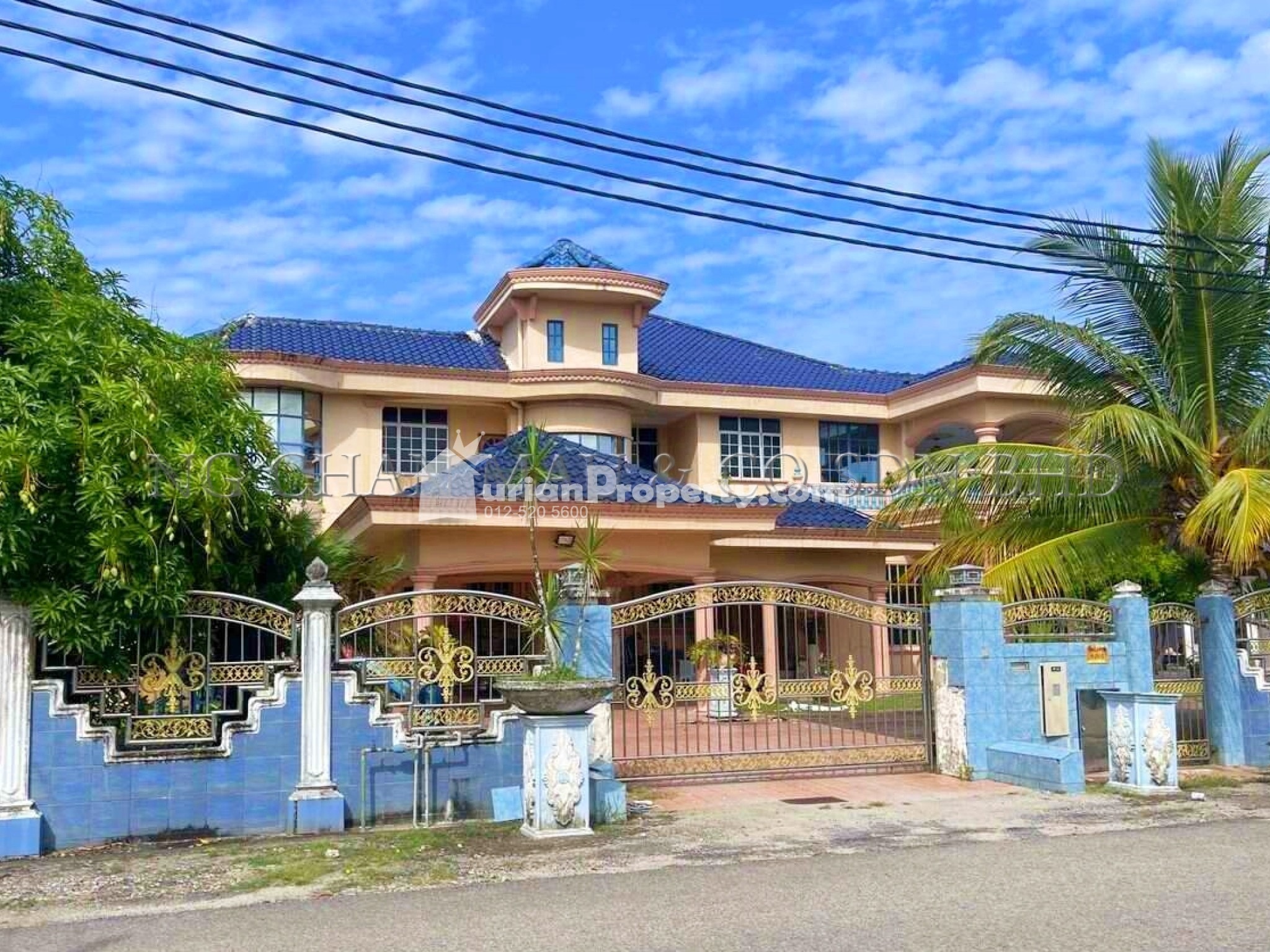 Bungalow House For Auction at Kuala Ibai