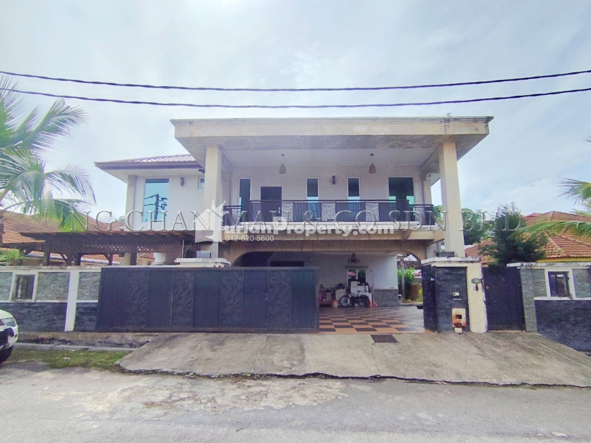 Bungalow House For Auction at Indera Mahkota 10