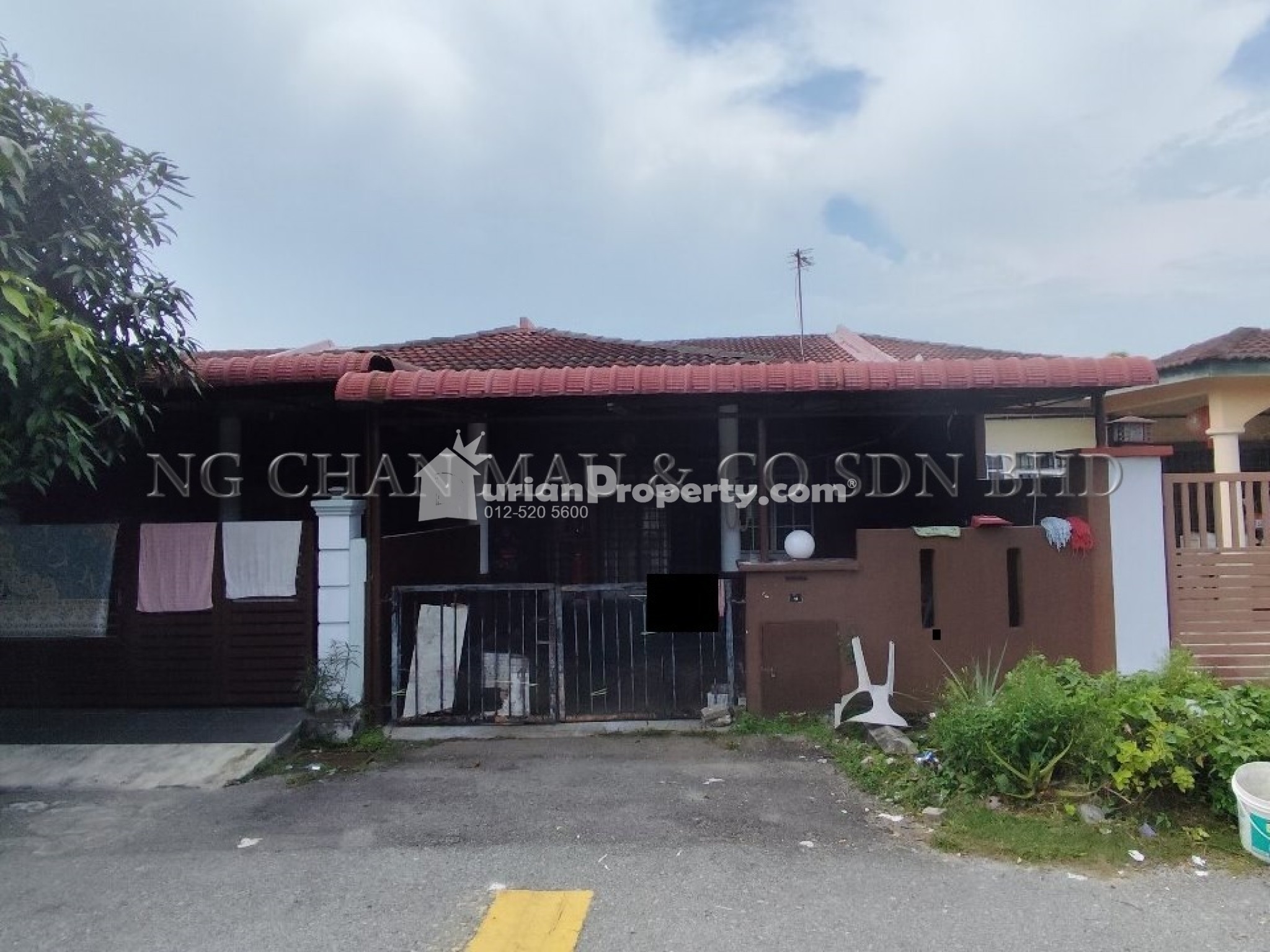 Terrace House For Auction at Taman Banting Baru