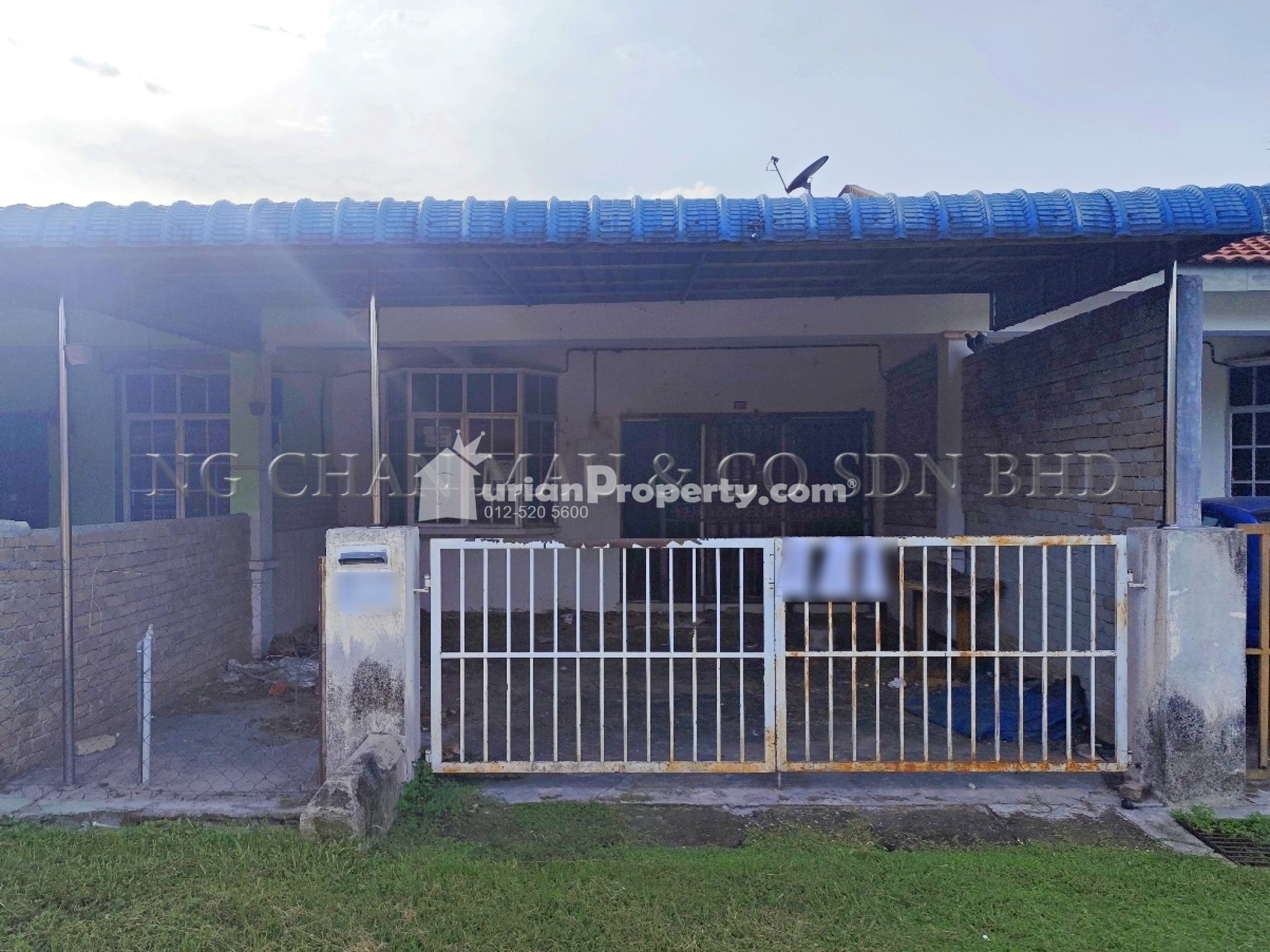 Terrace House For Auction at Taman Kledang