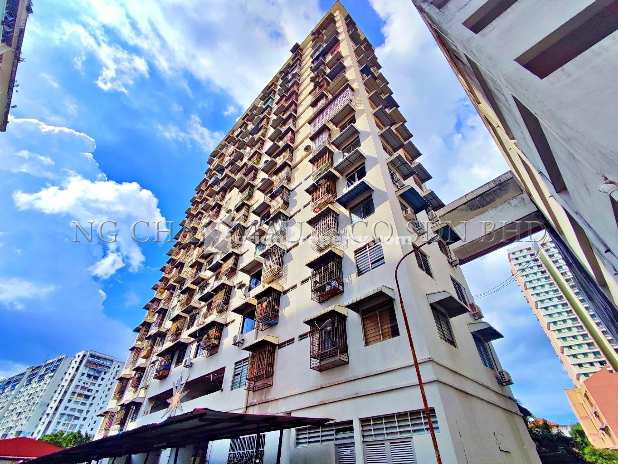 Apartment For Auction at Taman Seri Perak