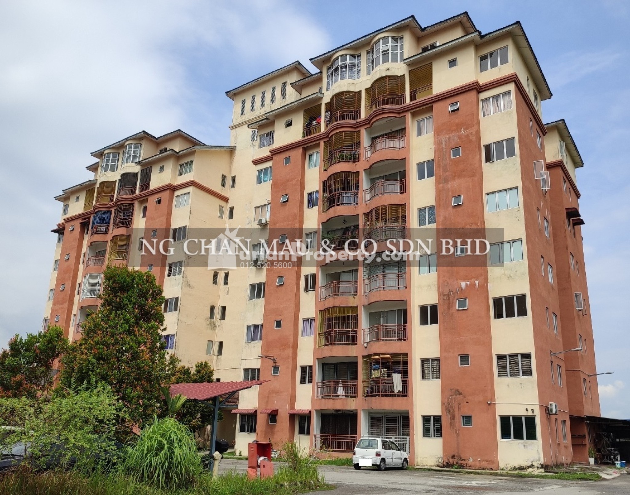 Apartment For Auction at Danau Sutera Apartment