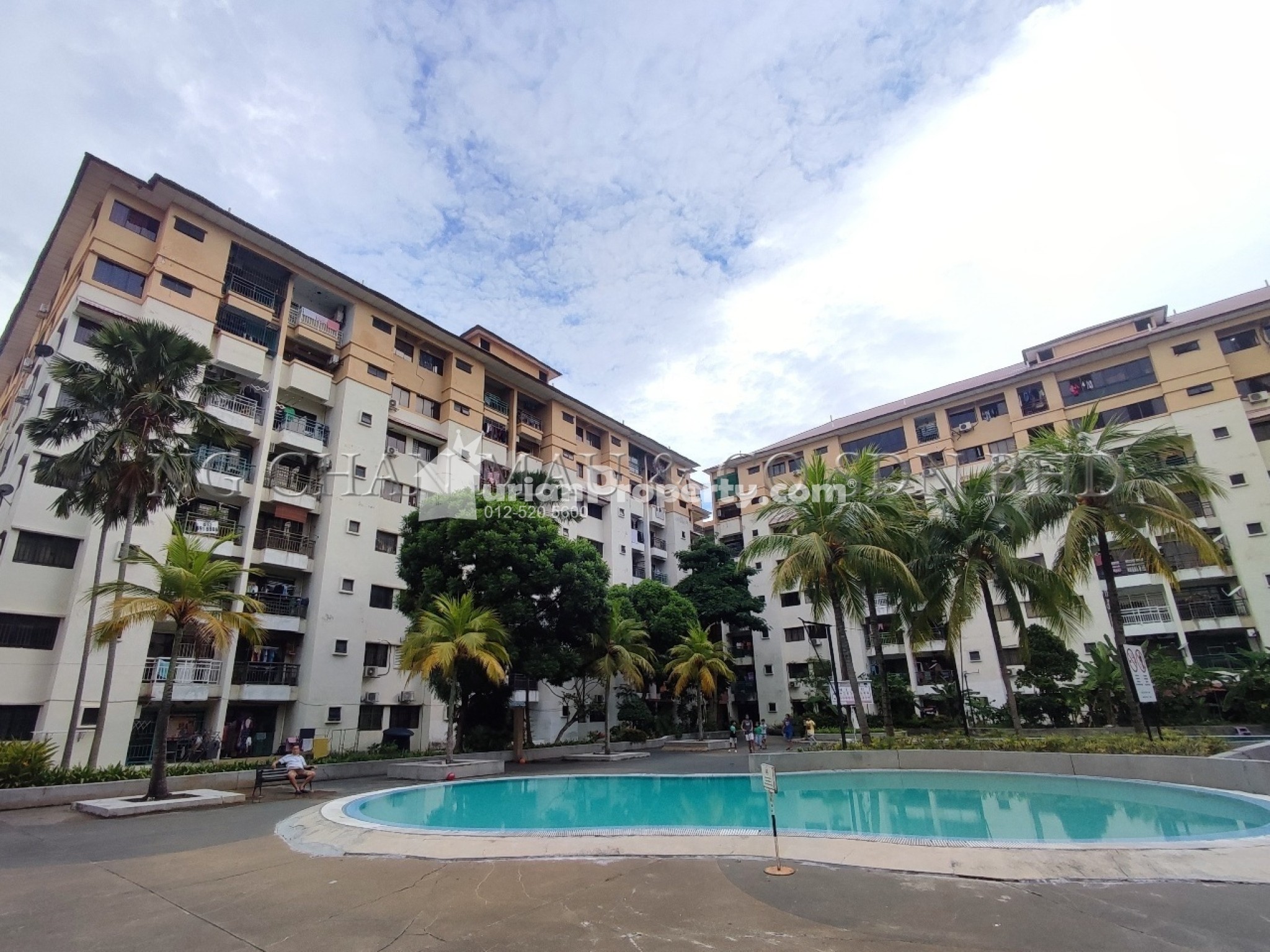 Apartment For Auction at Vista Bayu