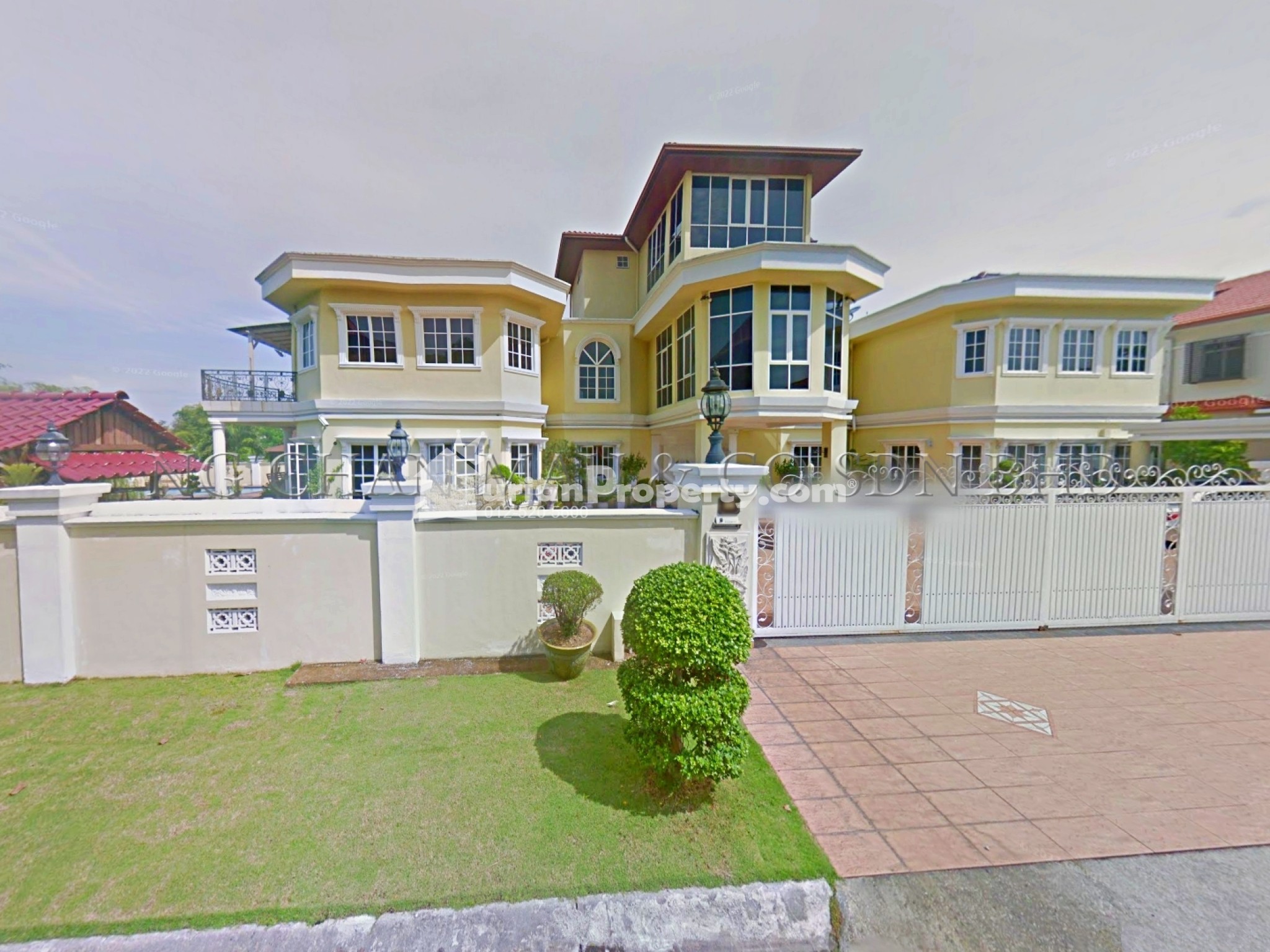 Bungalow House For Auction at Taman Impian Gemilang