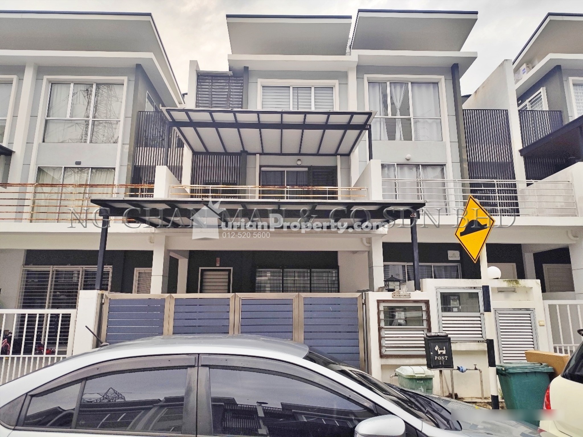 Terrace House For Auction at Bayu Heights 2