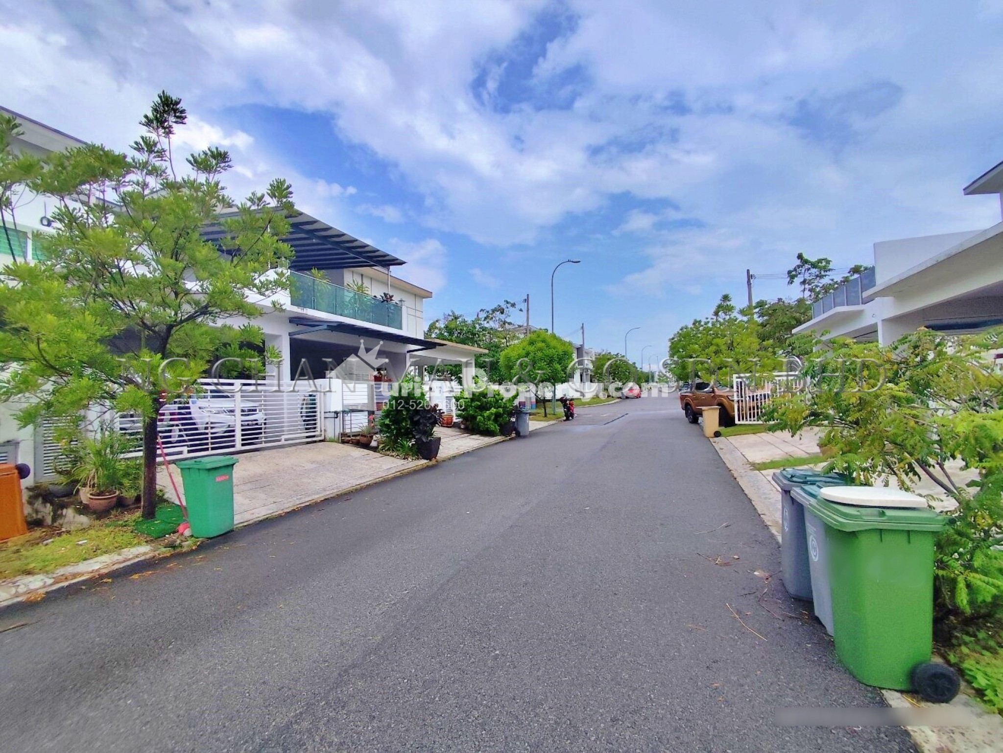 Terrace House For Auction at HIJAYU 3