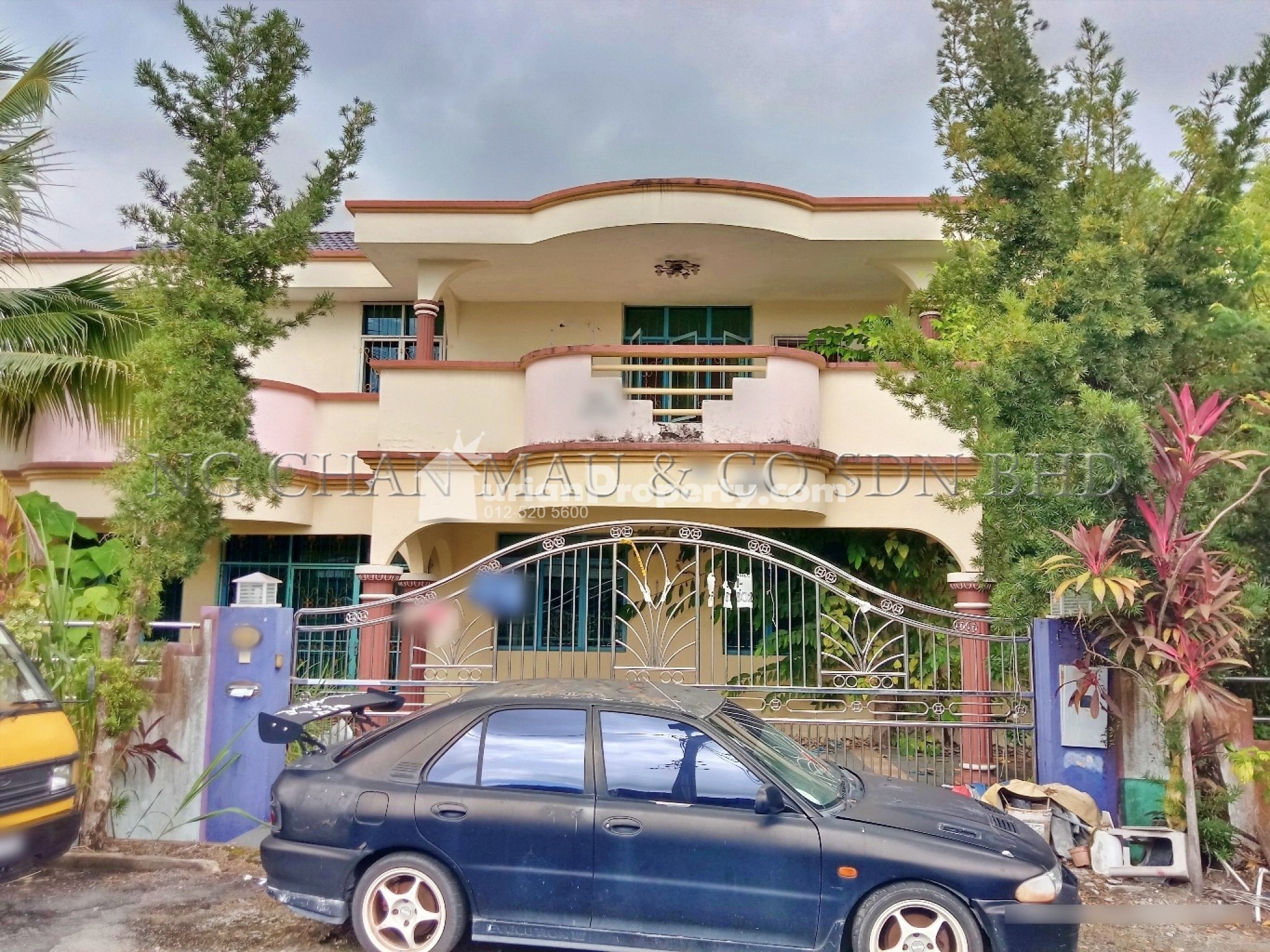 Bungalow House For Auction at Taman Sejahtera