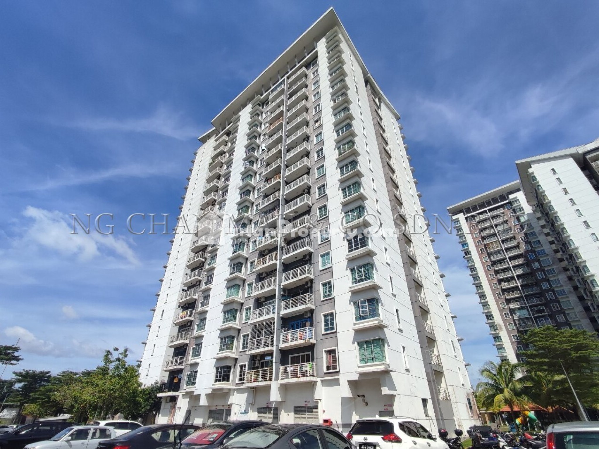 Apartment For Auction at M'Tiara