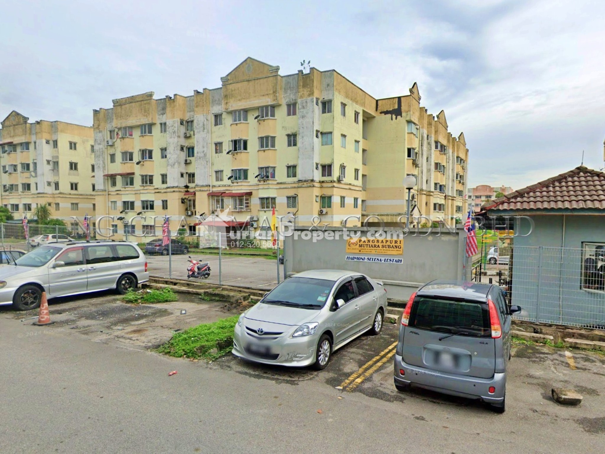 Apartment For Auction at Pangsapuri Mutiara Subang