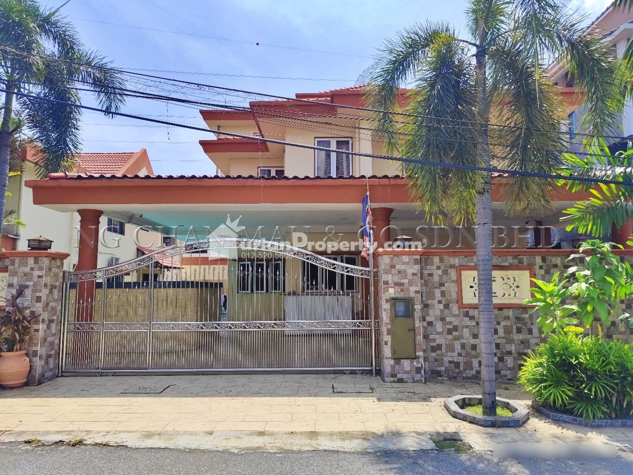 Bungalow House For Auction at Taman Keramat