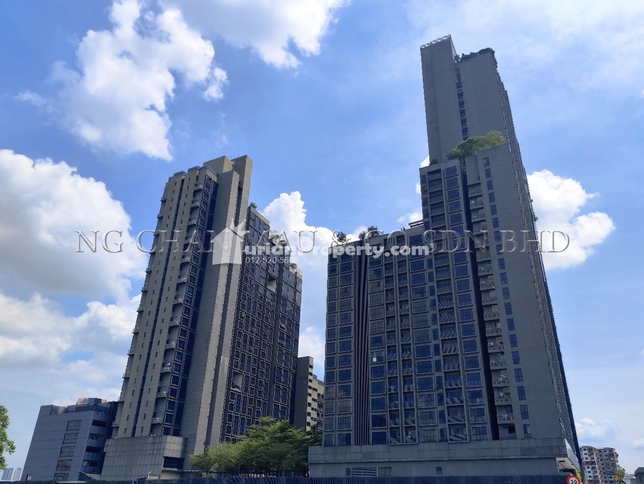 Serviced Residence For Auction at Icon Residenz