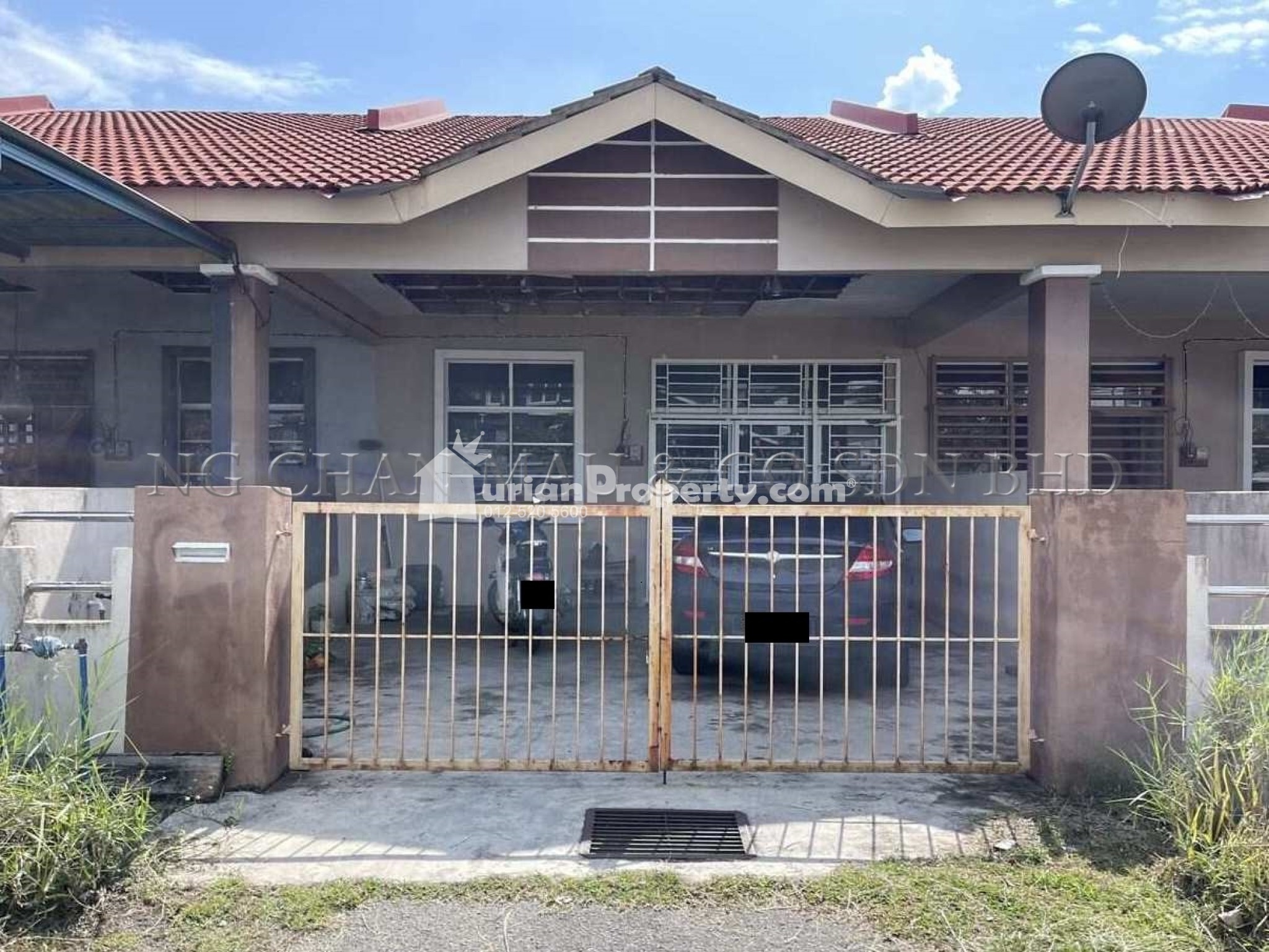 Terrace House For Auction at Taman Banggol Indah