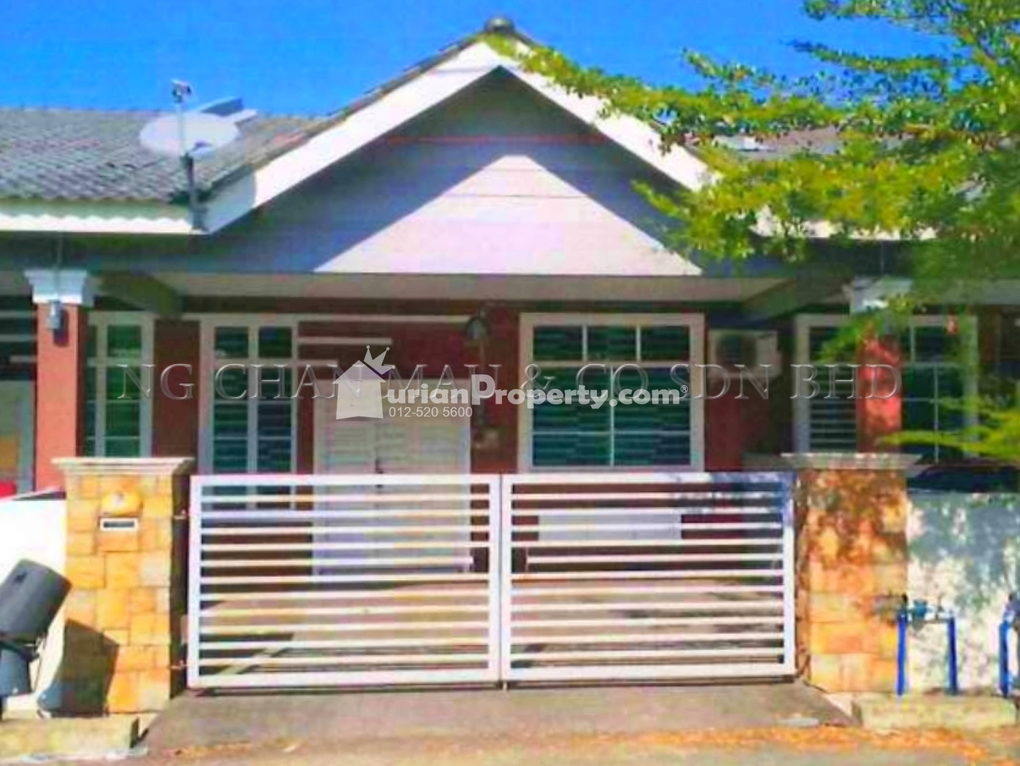 Terrace House For Auction at Kampung Meraga Beris