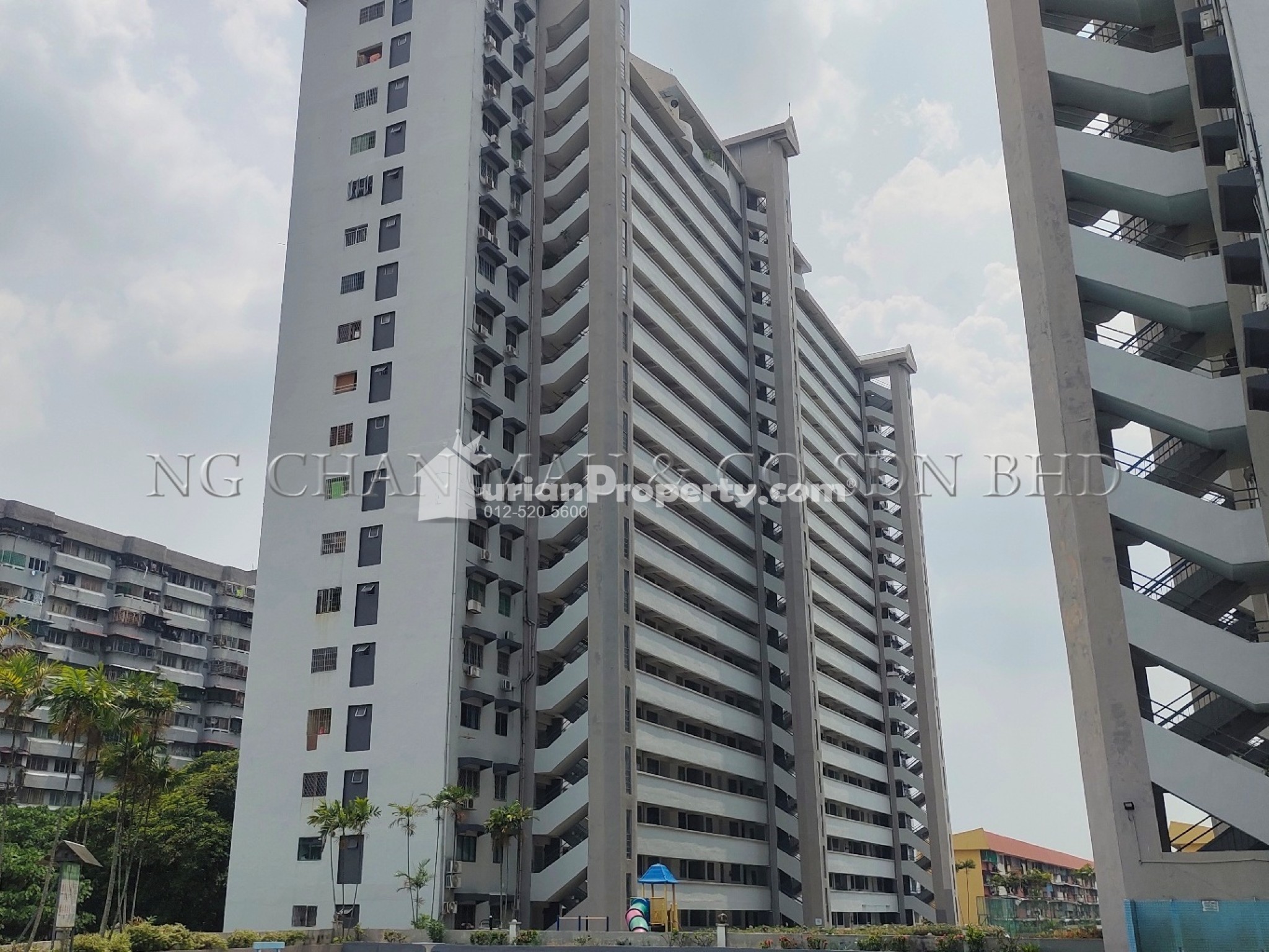 Condo For Auction at Seri Cendekia Condominium