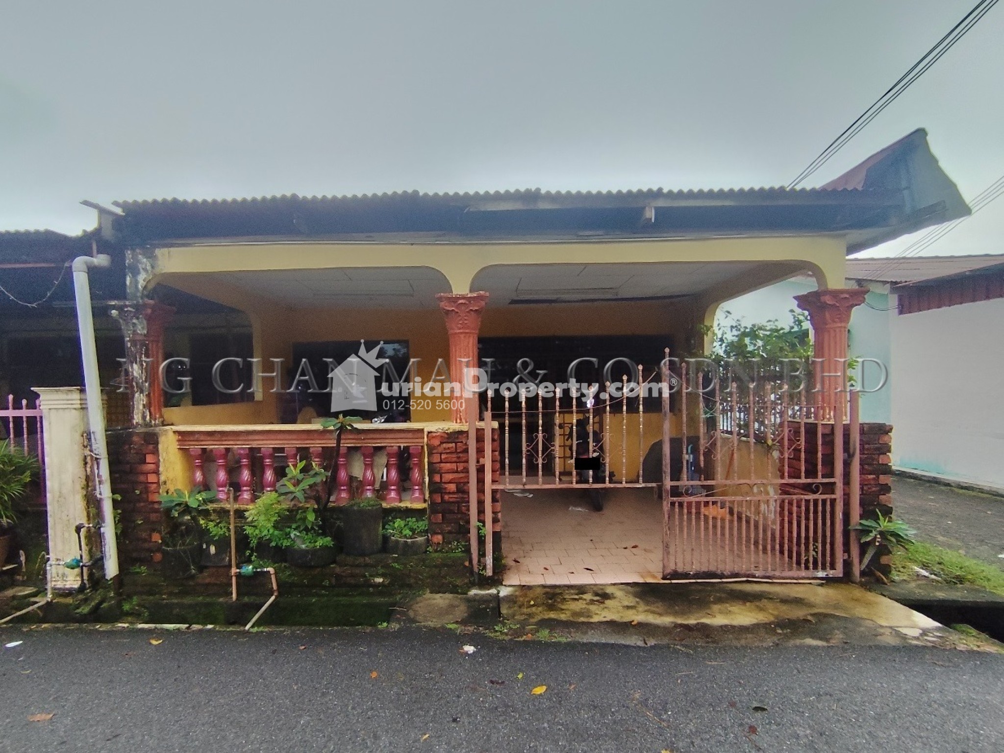 Terrace House For Auction at Taman Seroja