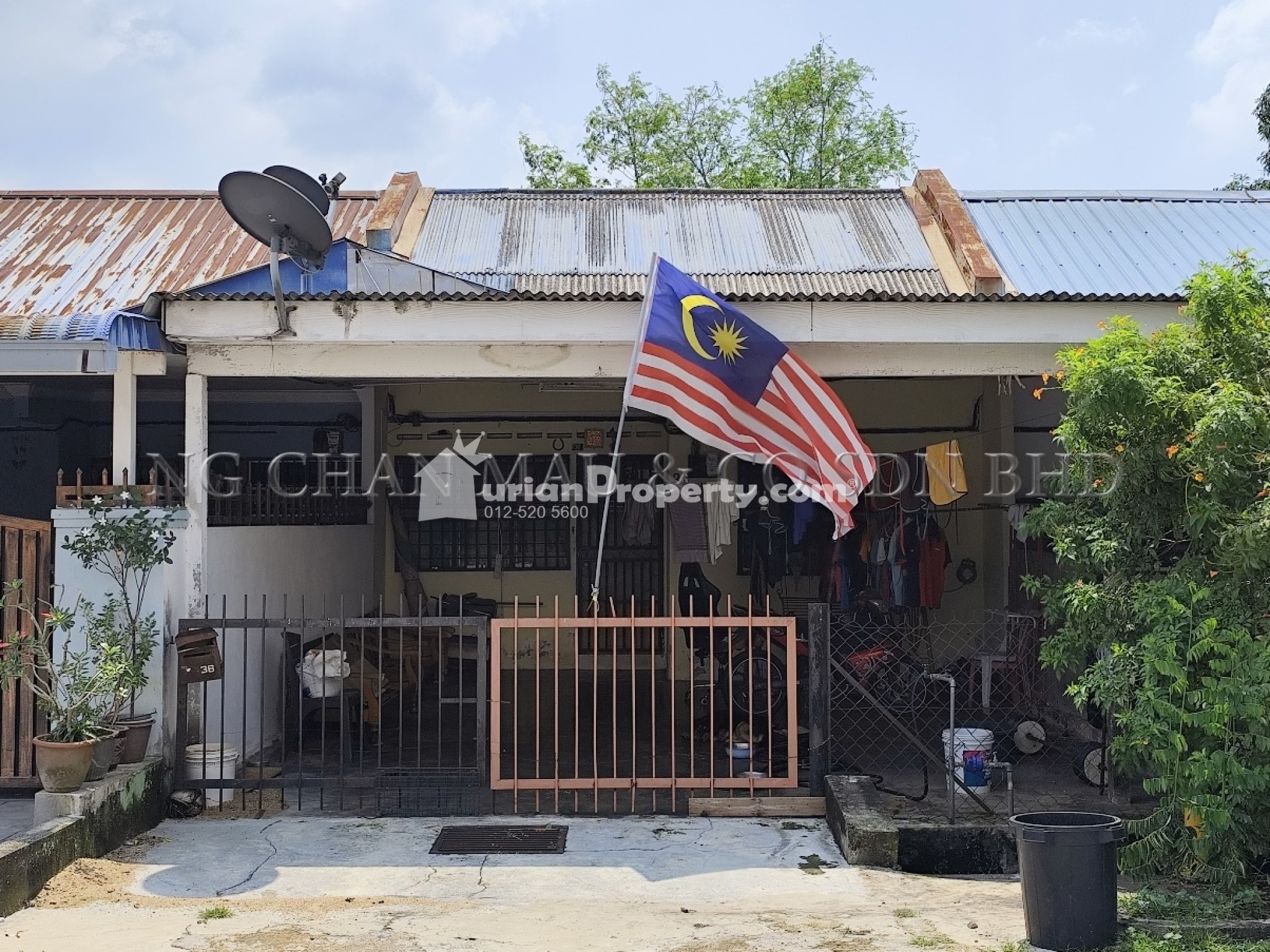 Terrace House For Auction at Taman Bersatu