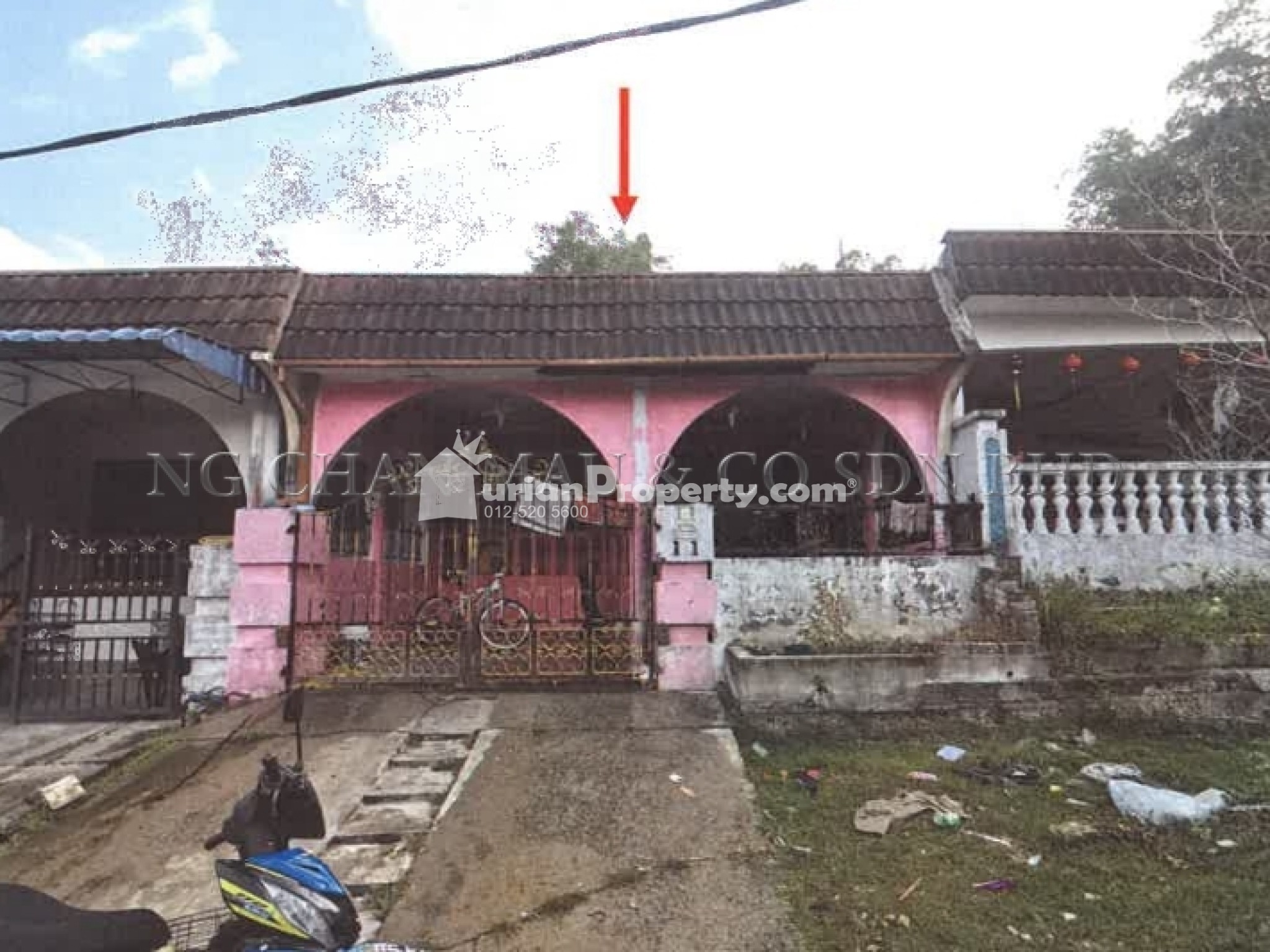 Terrace House For Auction at Taman Karak