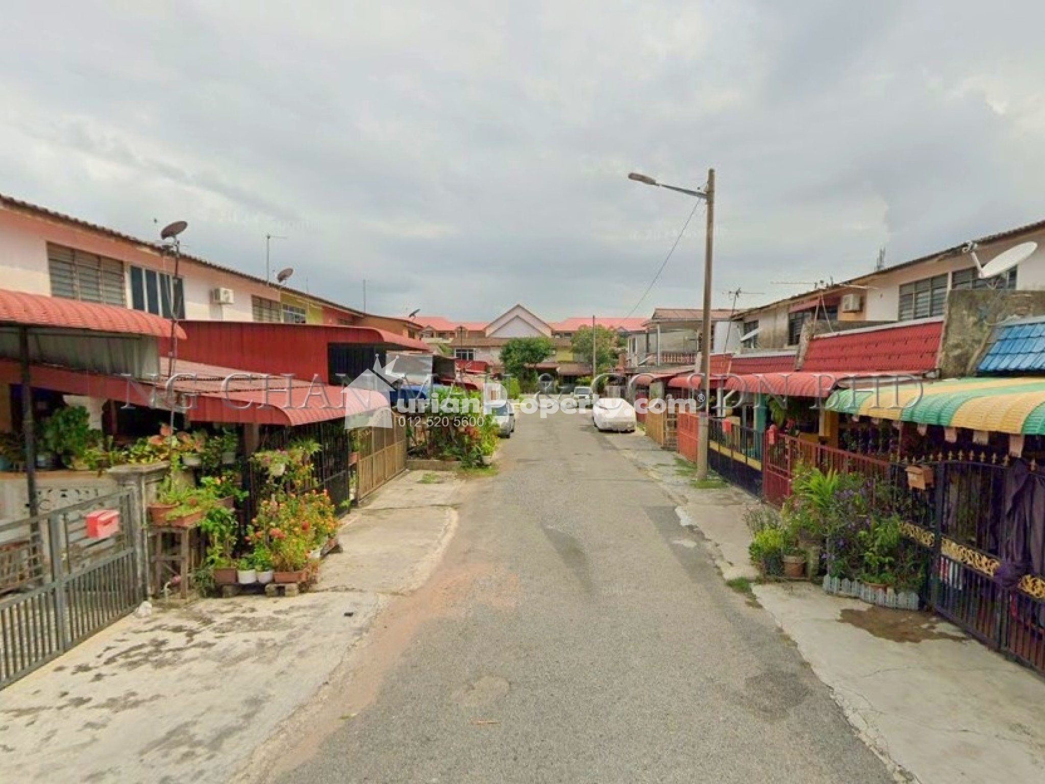 Terrace House For Auction at Taman Bersatu