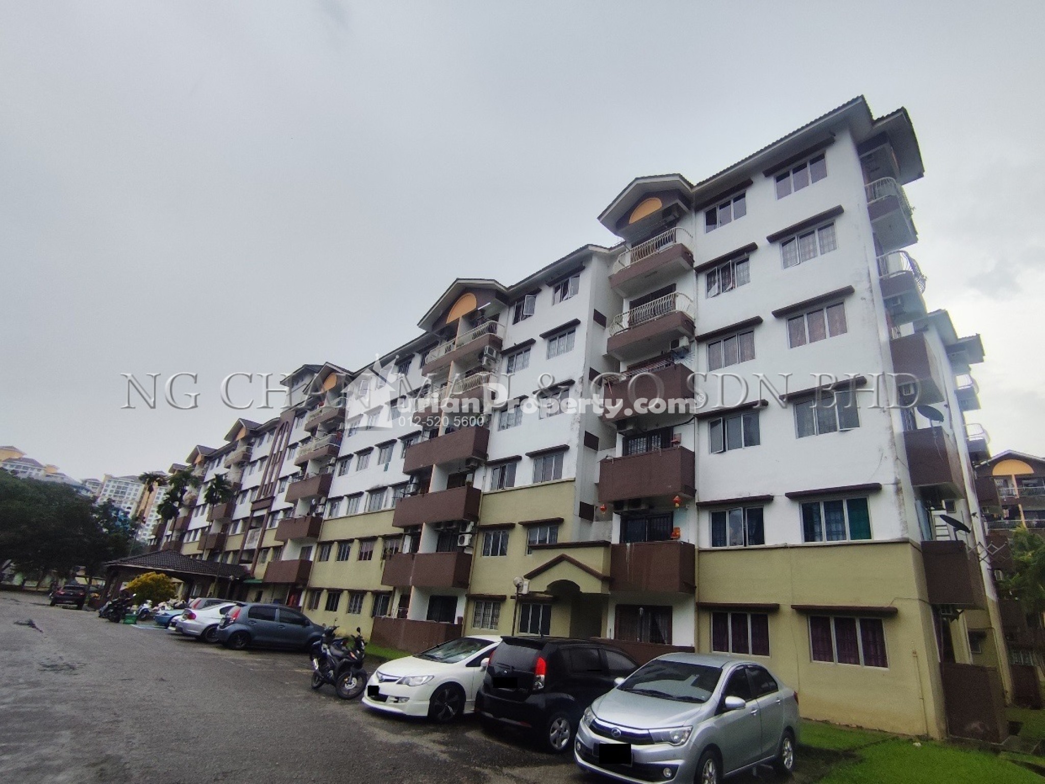 Apartment For Auction at Sri Kenari Apartment (Tampoi Indah)