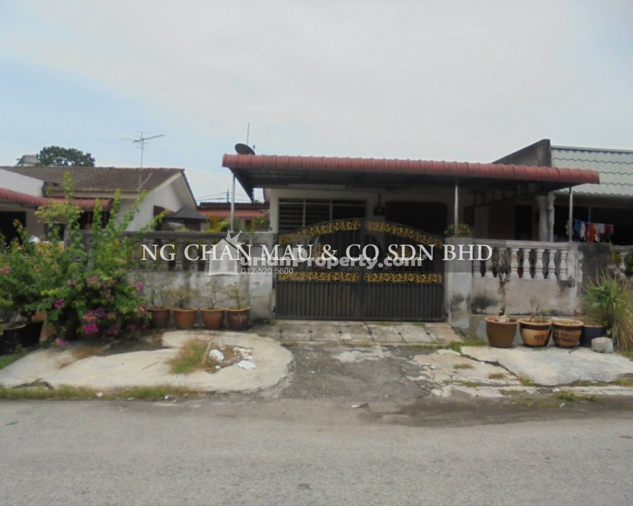 Terrace House For Auction at Taman Desa Pinji