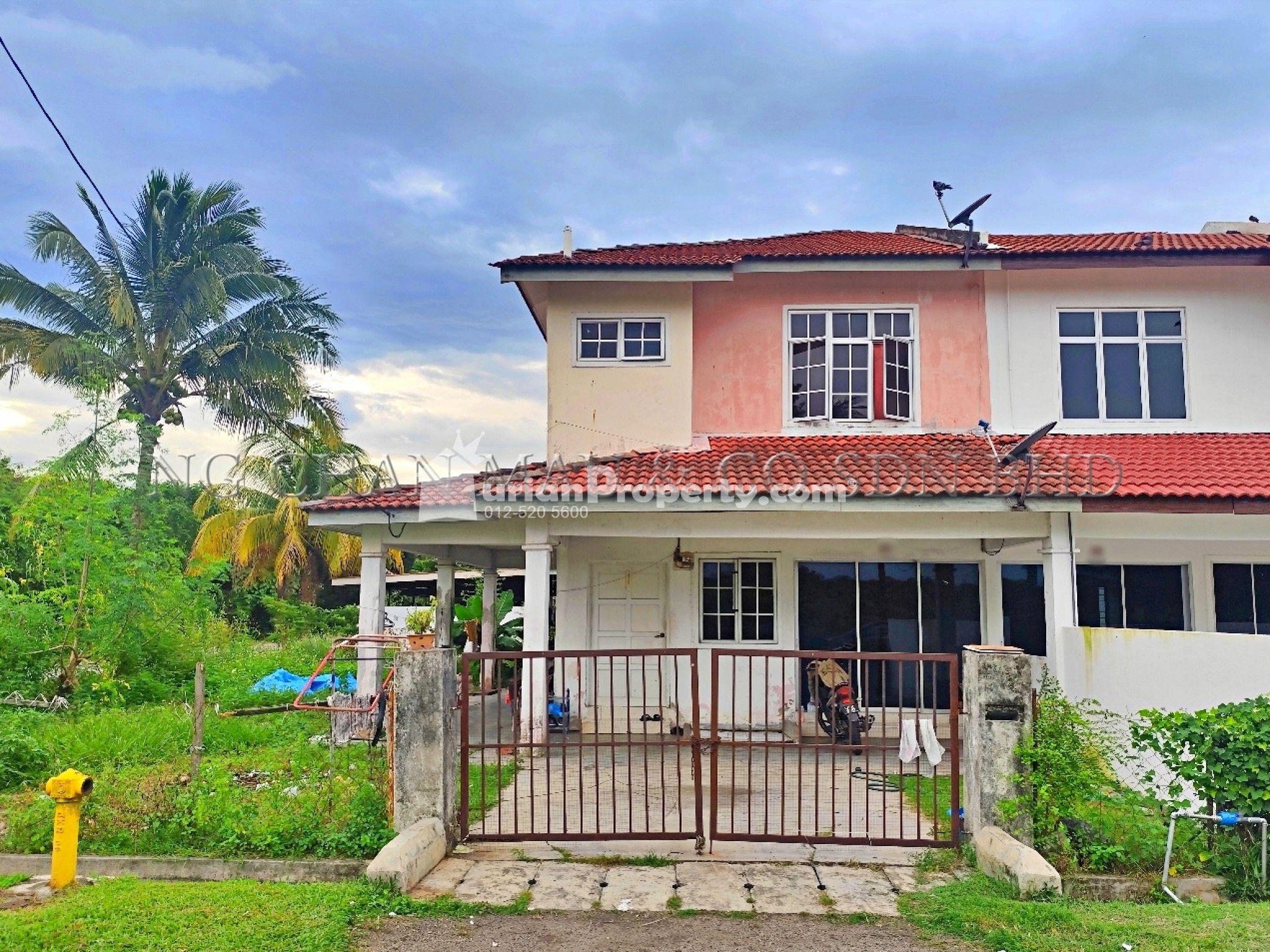 Terrace House For Auction at Taman Kledang